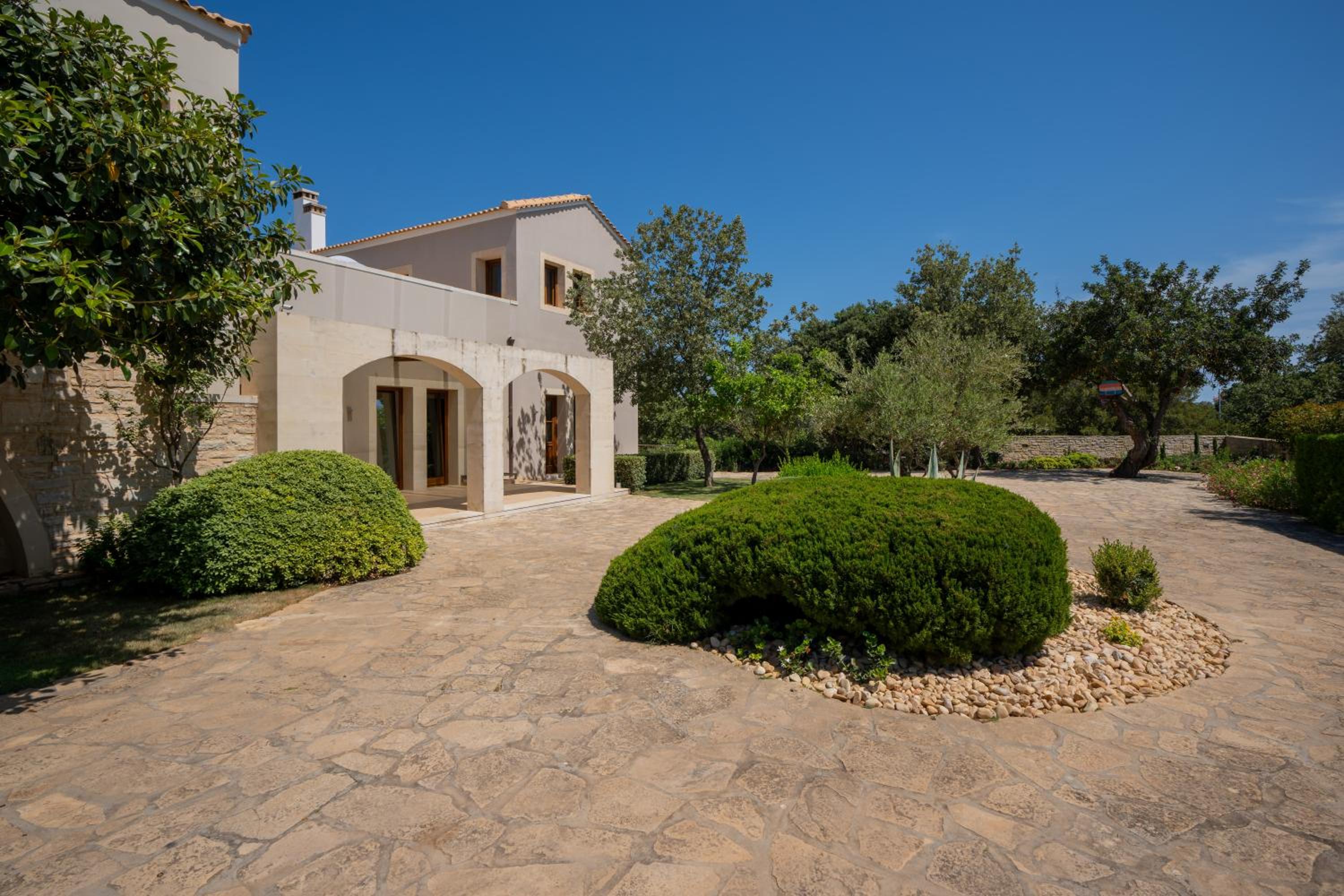 Luxurious Villa Liandri - With Private Pool view 5