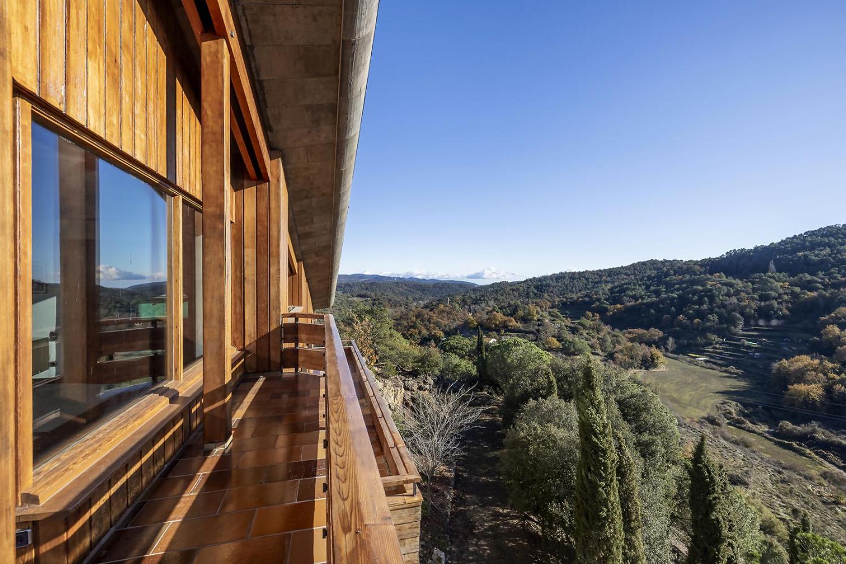 Chalet en la naturaleza cerca de Barcelona