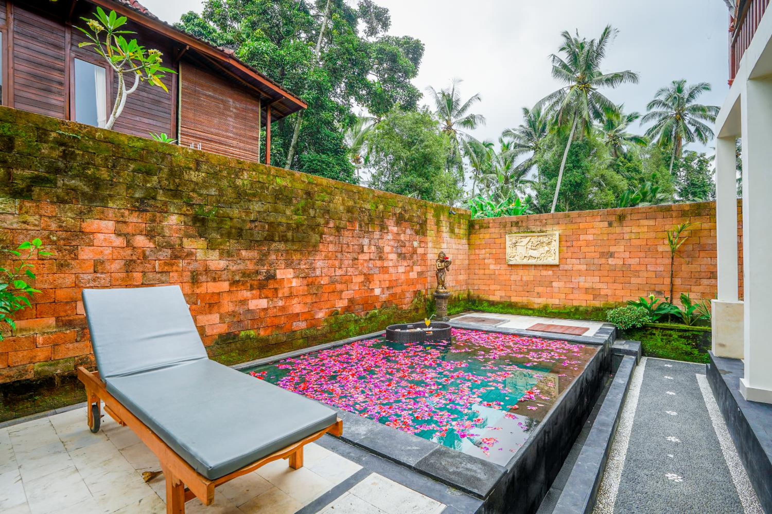 Ubud Sawah Scenery Villa and Homestay