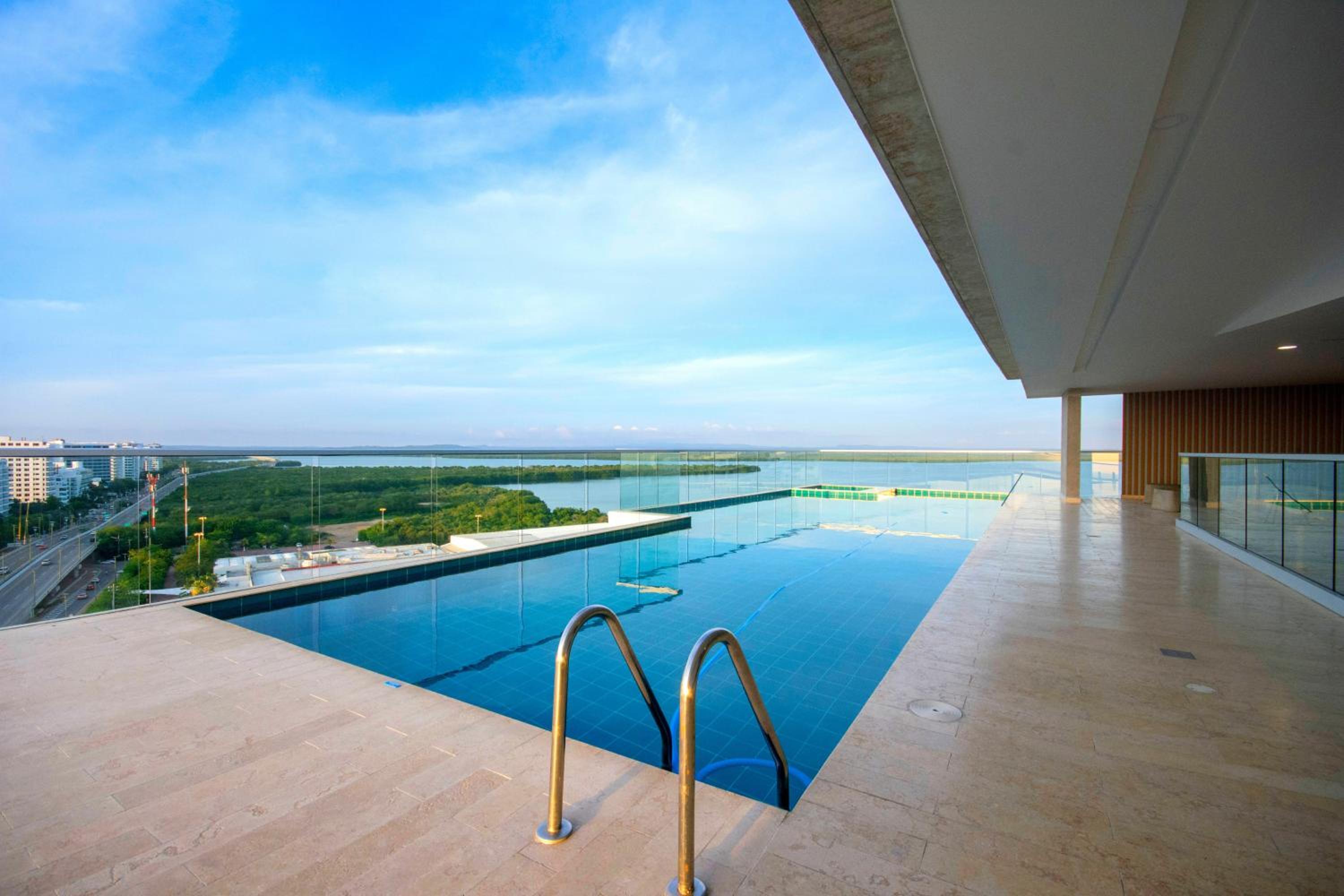 Exclusivo apartamento en Cielo Mar-playa las Americas, con maravillosas vistas del atardecer de Cartagena