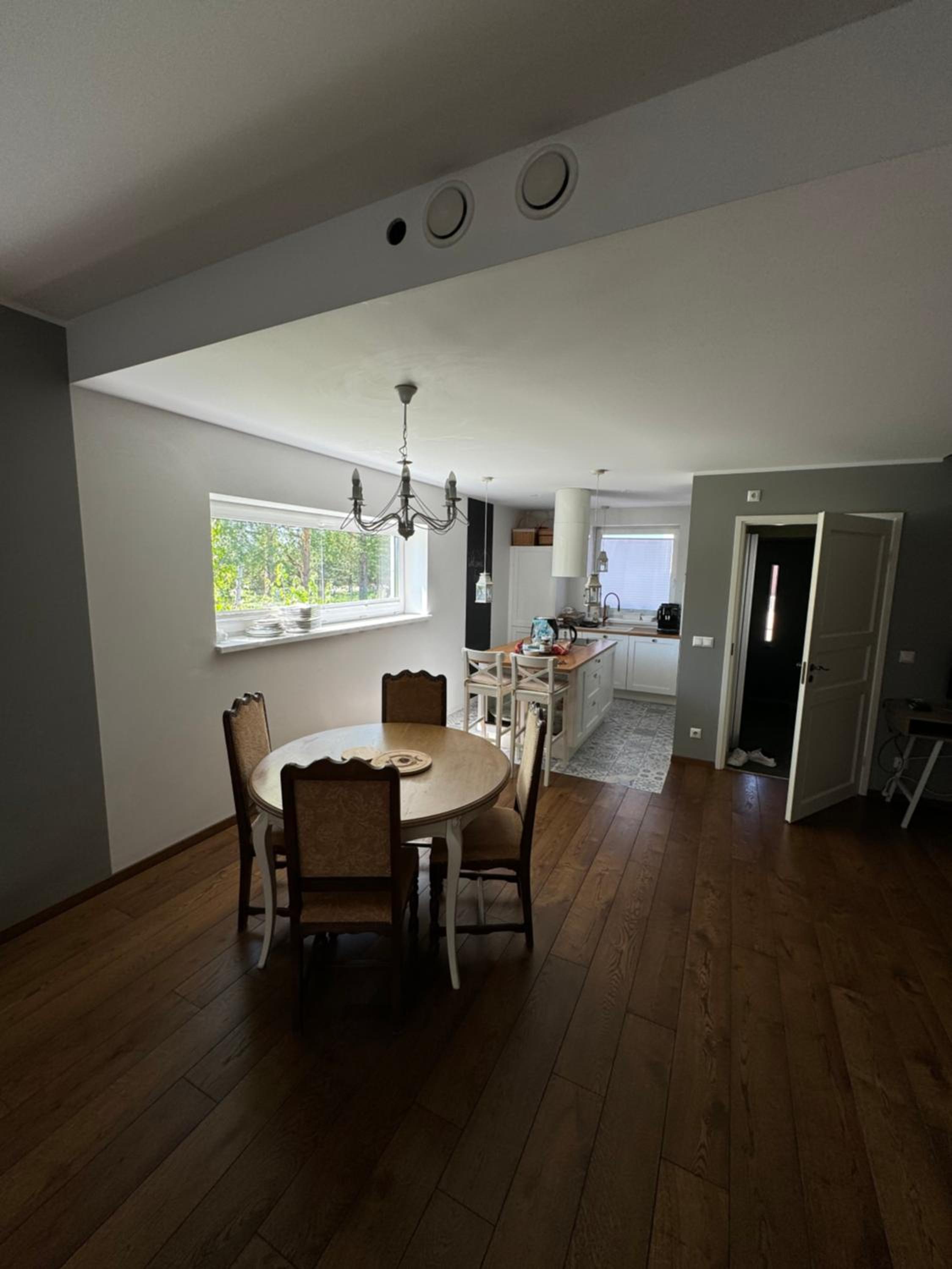 Terraced house in quiet neighborhood