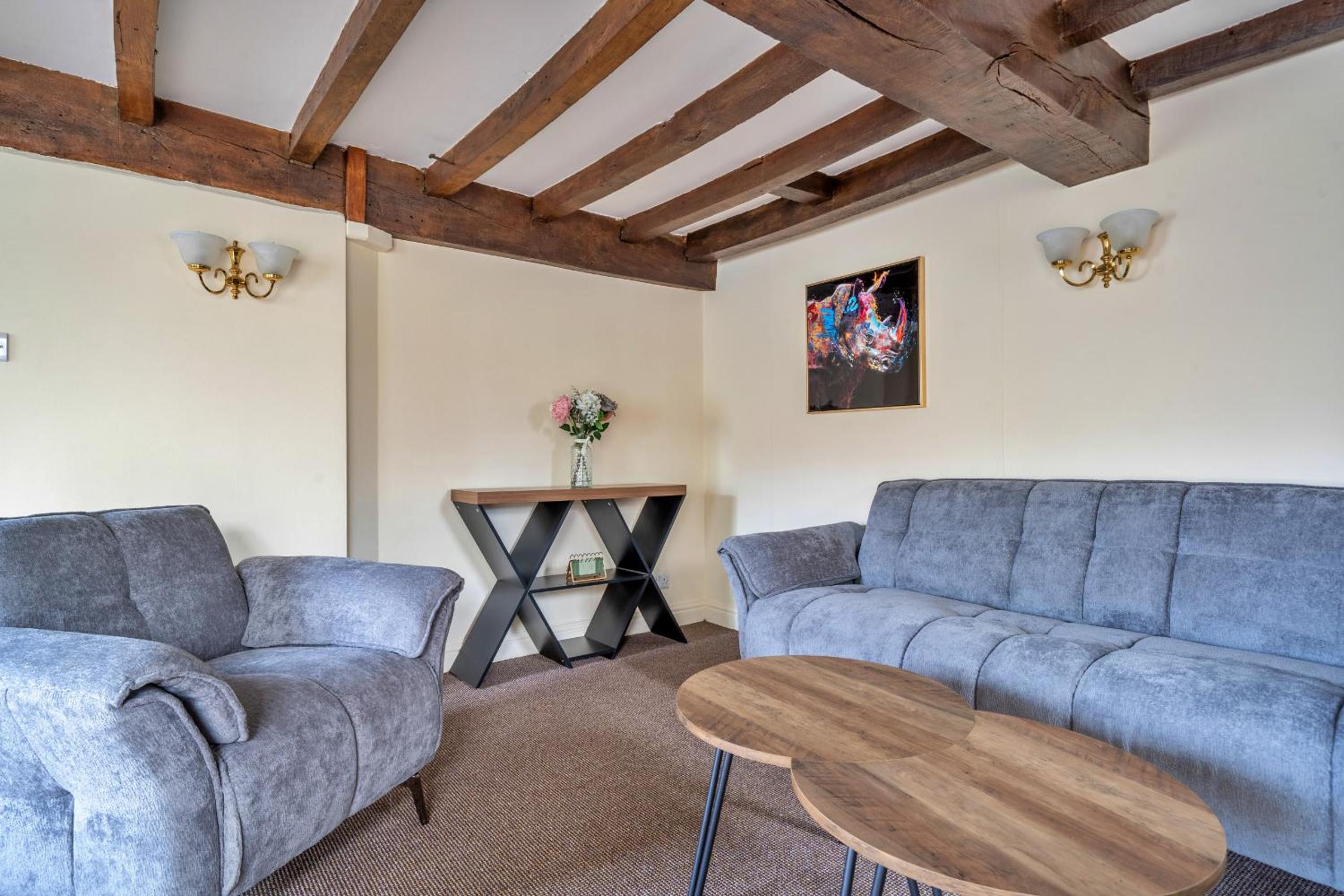 Finest Retreats - Barn Cottage view 3