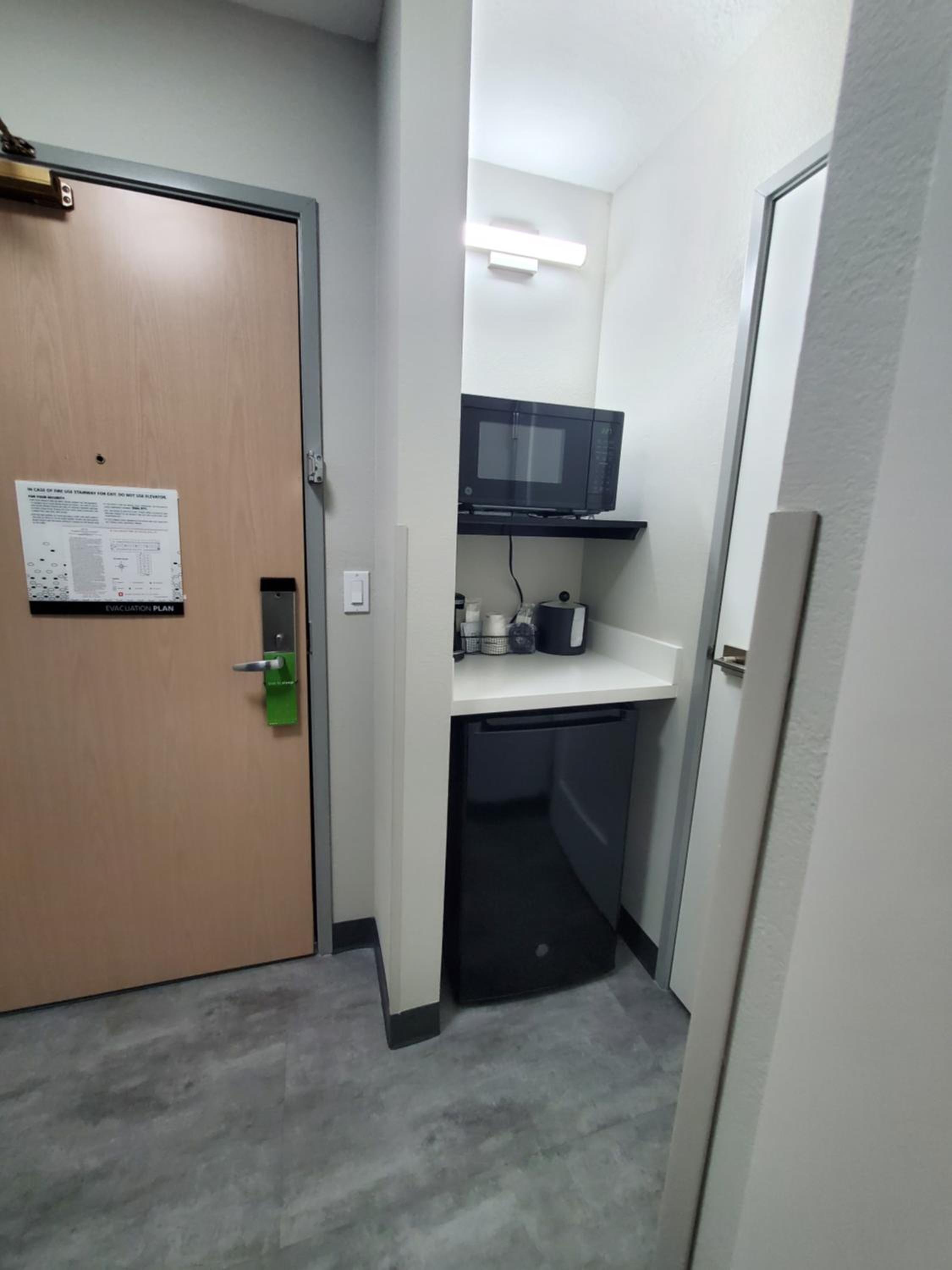 Hampton Inn Olathe - Property Image 12