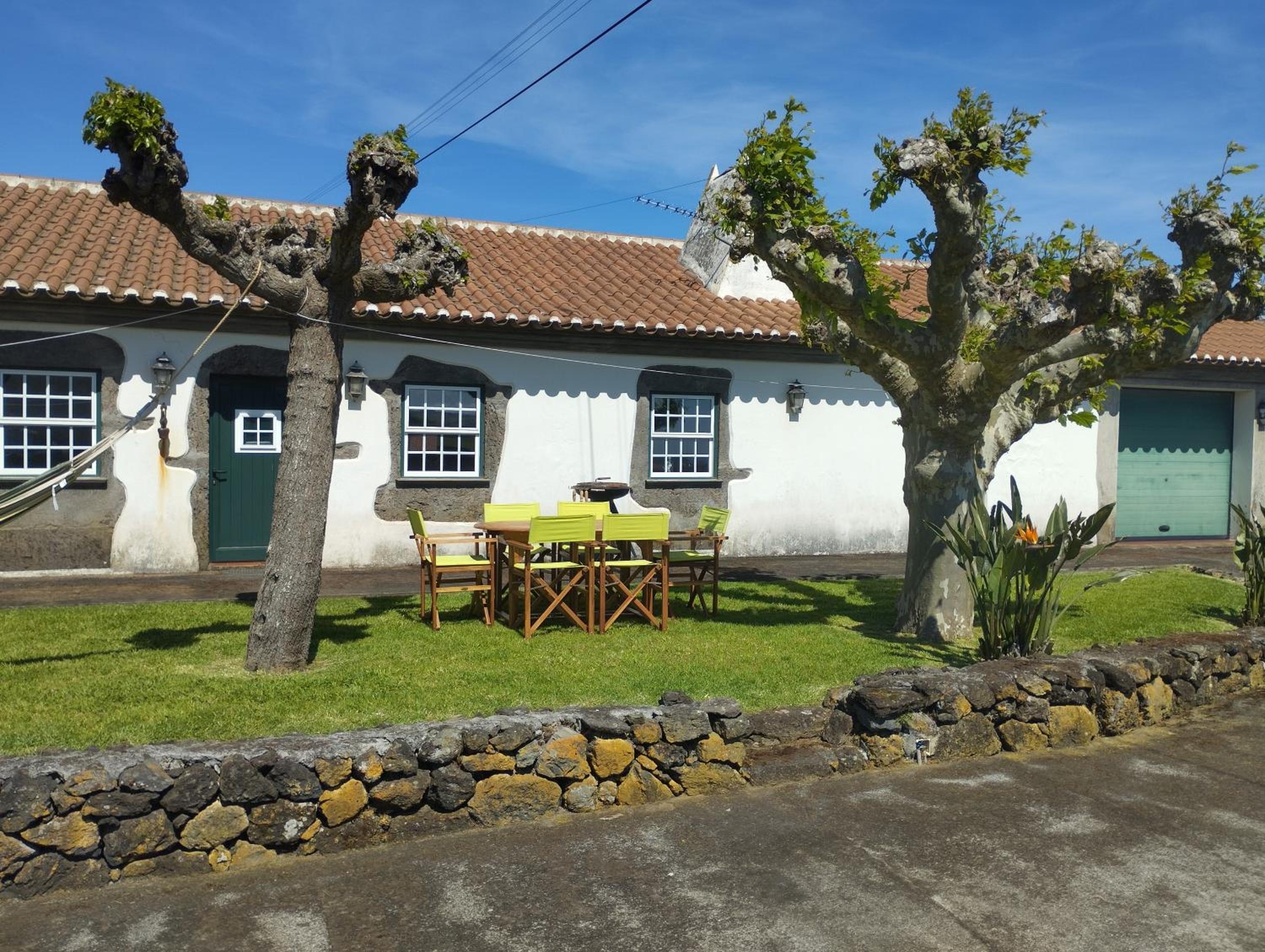 Casa das Vaquinhas by Ponta Negra Azores view 3