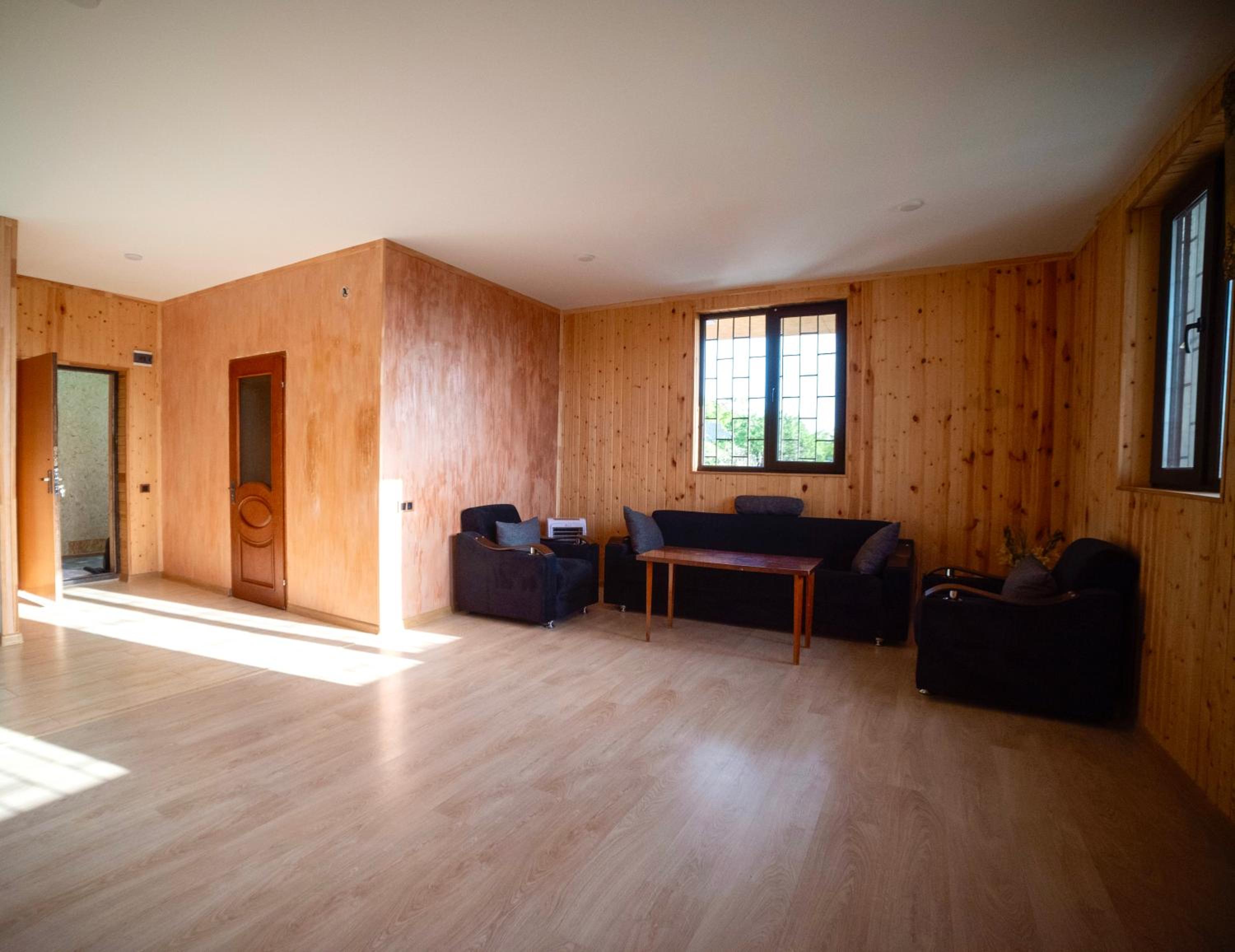 Payteni House