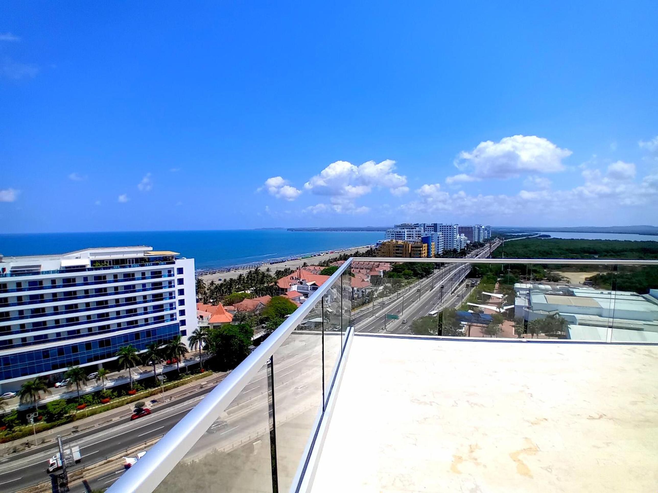 Exclusivo apartamento en Cielo Mar-playa las Americas, con maravillosas vistas del atardecer de Cartagena