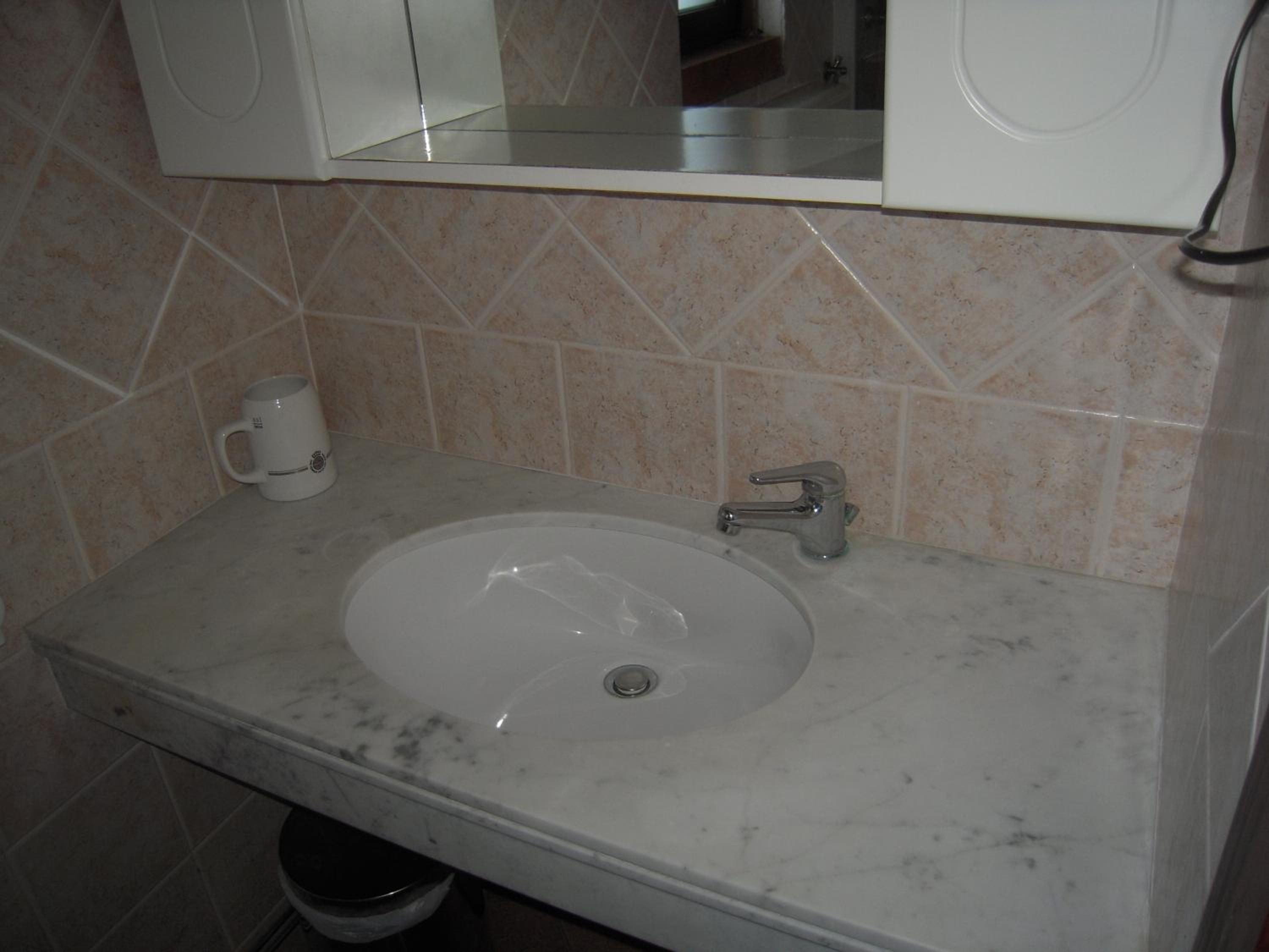 Photo 33