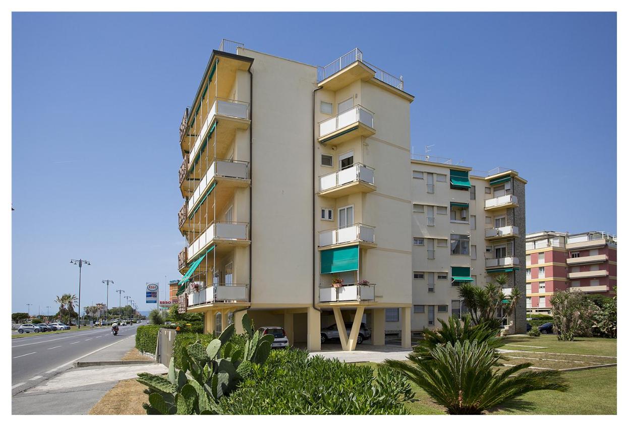 Casa Gorgone, SeaFront Flat! view 5