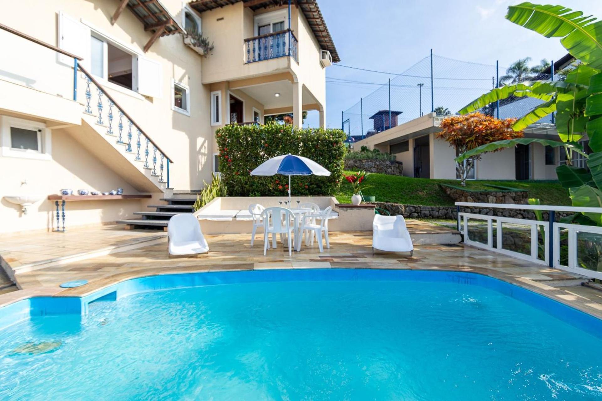 Swimming pool, kayaking and sauna on private beach