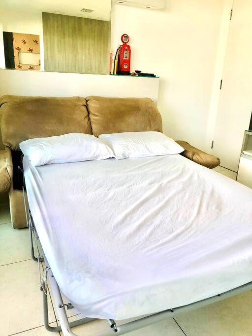 Apartamento com piscina no hooftop, 48m2 - Praia da Iracema- Fortaleza