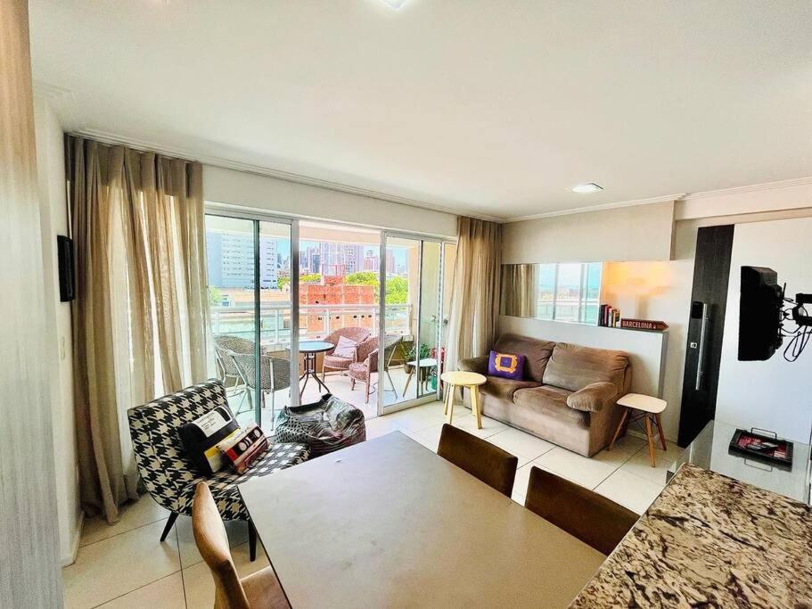 Apartamento com piscina no hooftop, 48m2 - Praia da Iracema- Fortaleza