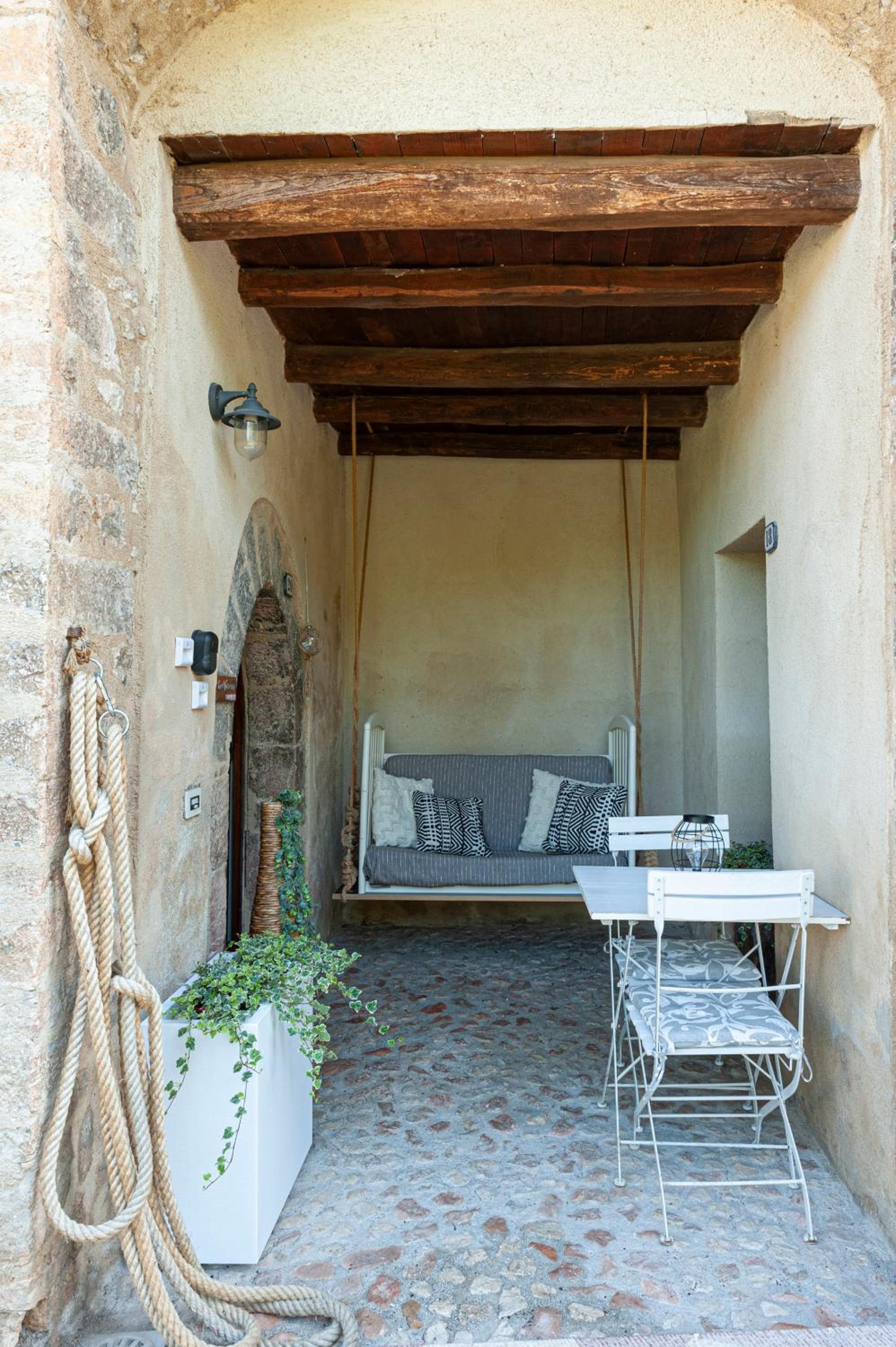 LA CASETTA en Vallo di Nera — balance & terrace