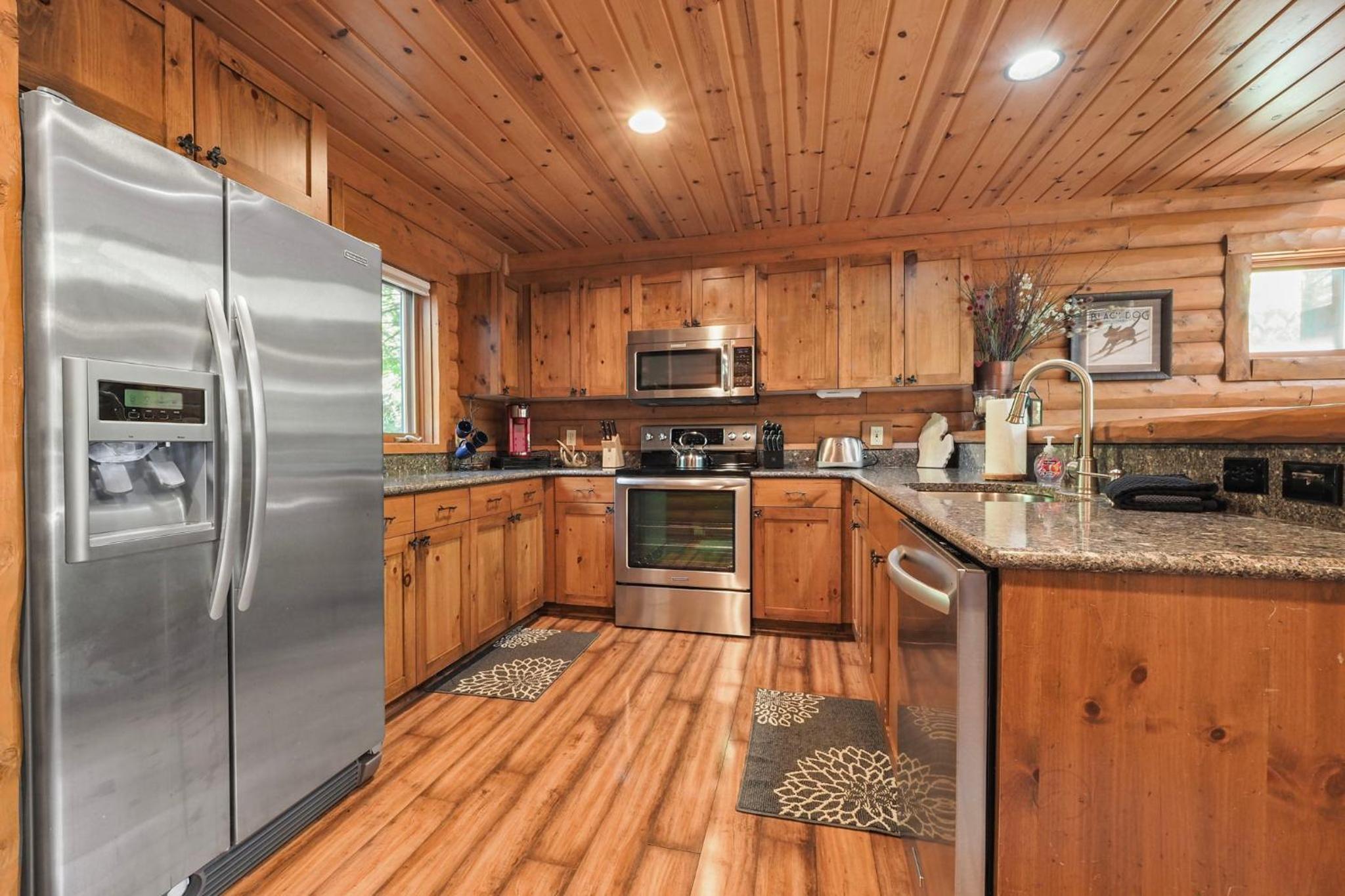 830 Mountain Cabin