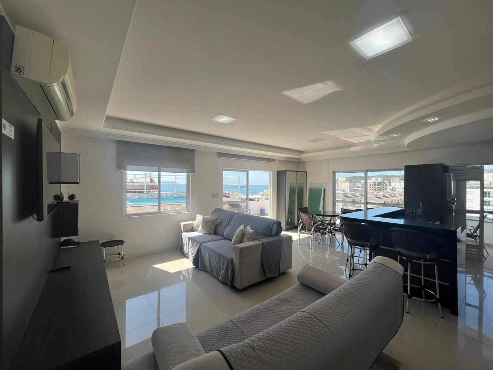 Cód 1 - Cobertura duplex com piscina privativa