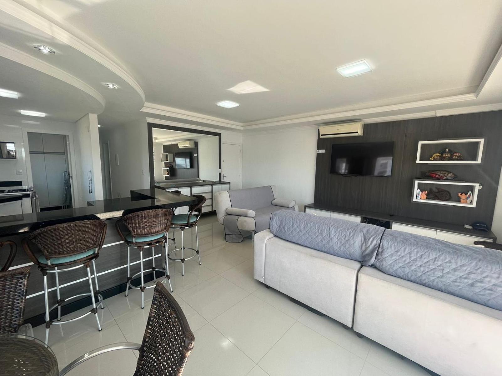 Cód 1 - Cobertura duplex com piscina privativa