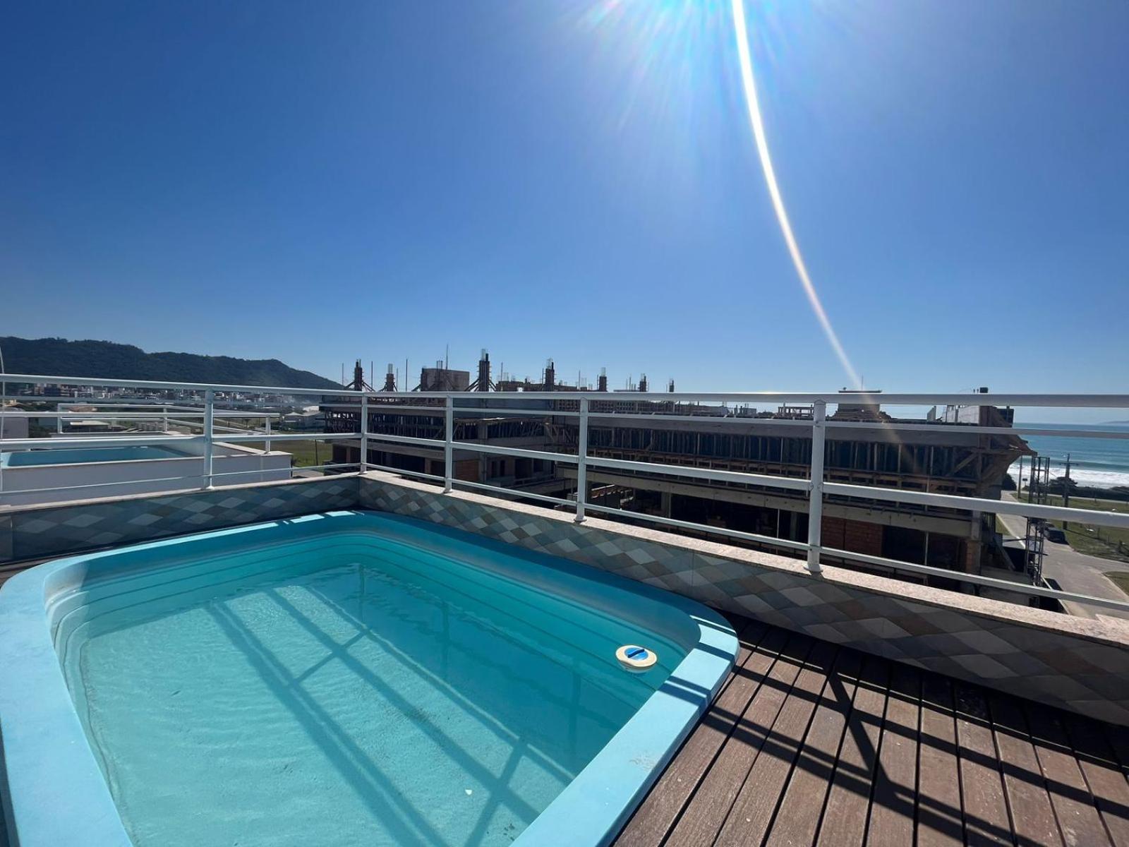 Cód 1 - Cobertura duplex com piscina privativa