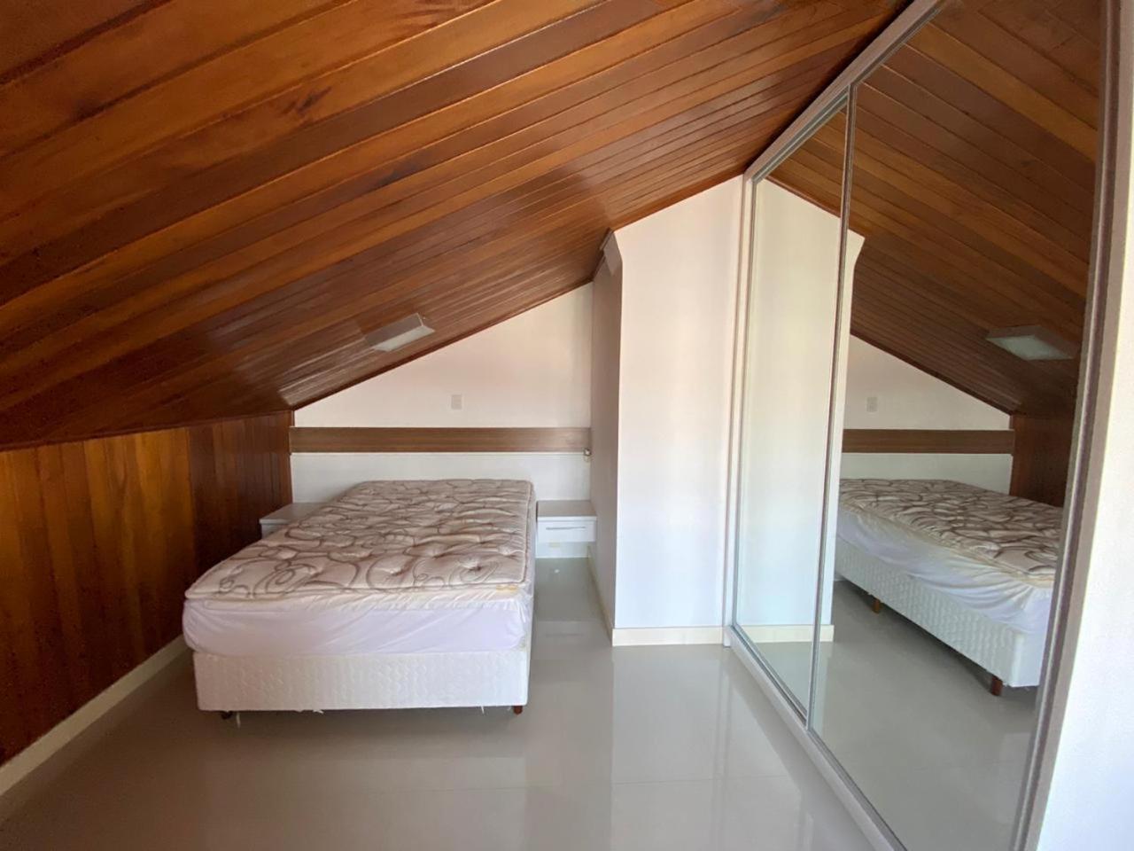 Cód 1 - Cobertura duplex com piscina privativa