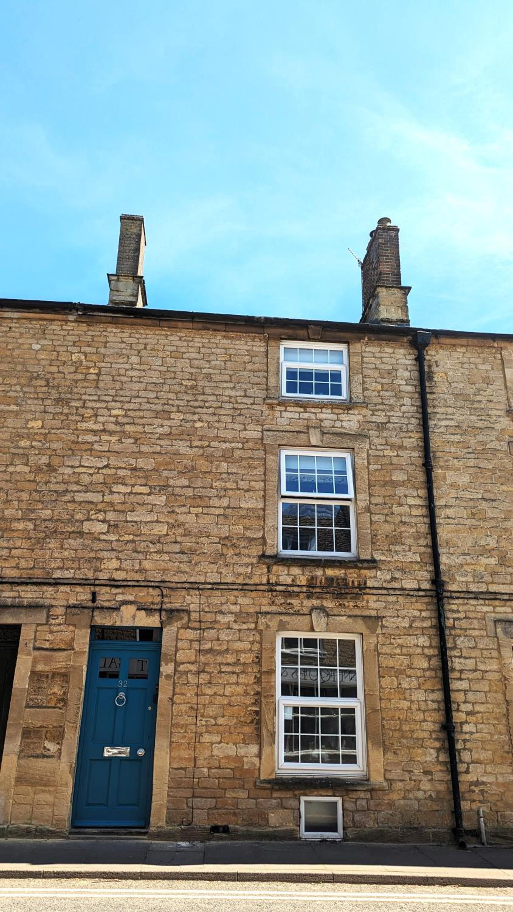 Hotel 17th Century Borough Cottage 3 Bedroom Chipping Norton - Image 1