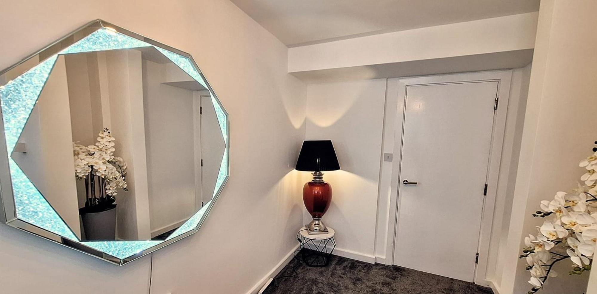 Luxury 3 bedroom apartment ! view 4