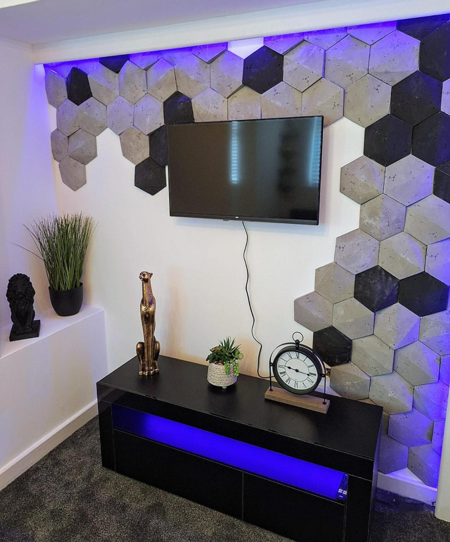 Luxury 3 bedroom apartment ! view 5