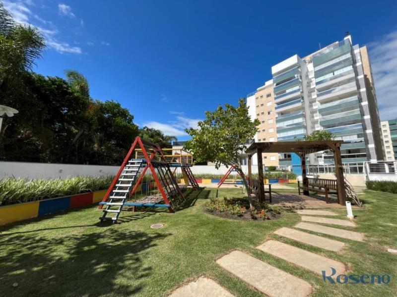 Cód 55 Apto com 3 suítes no Boulevard Palmas