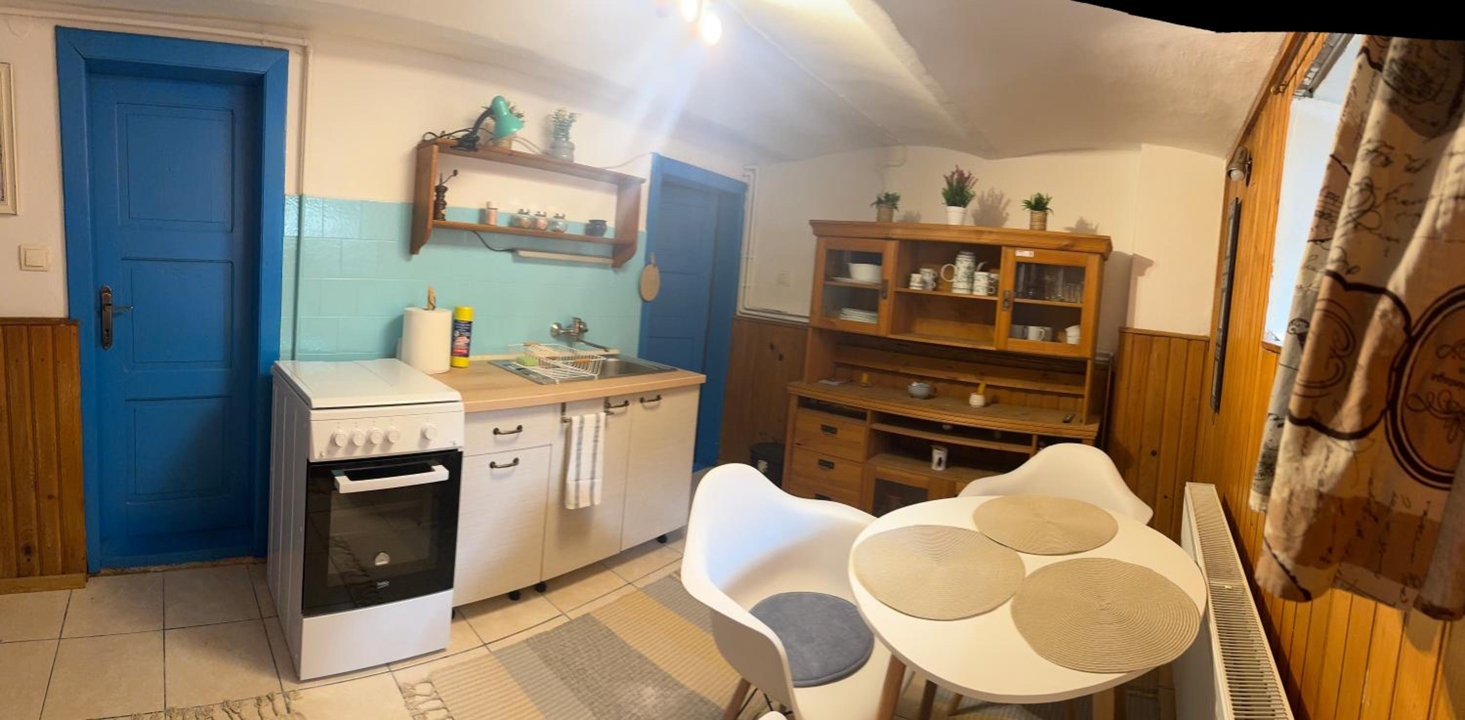 Hilltop Retro Home