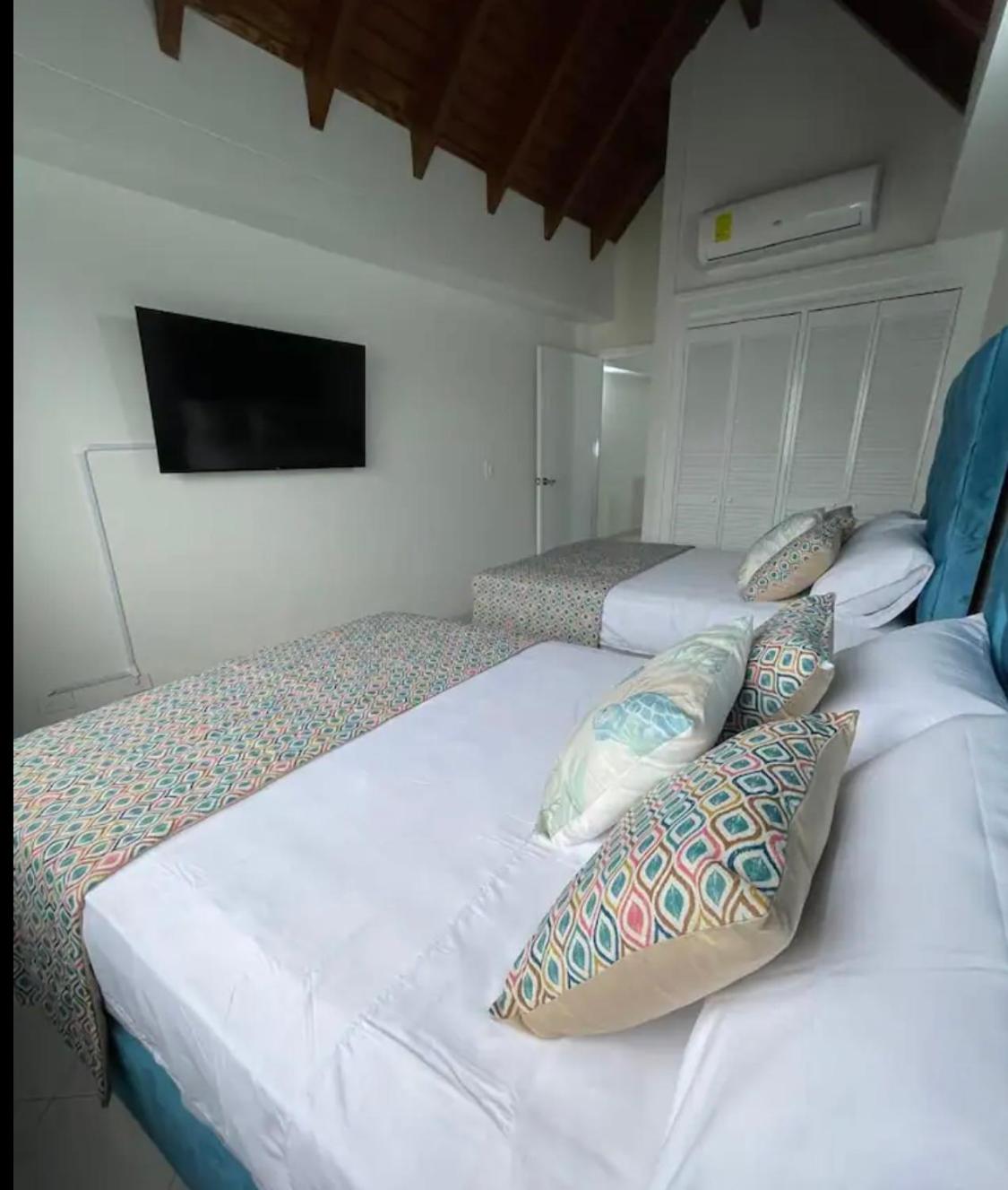 1 Cuadra De la playa Apartamentos Villa del Mar by Top