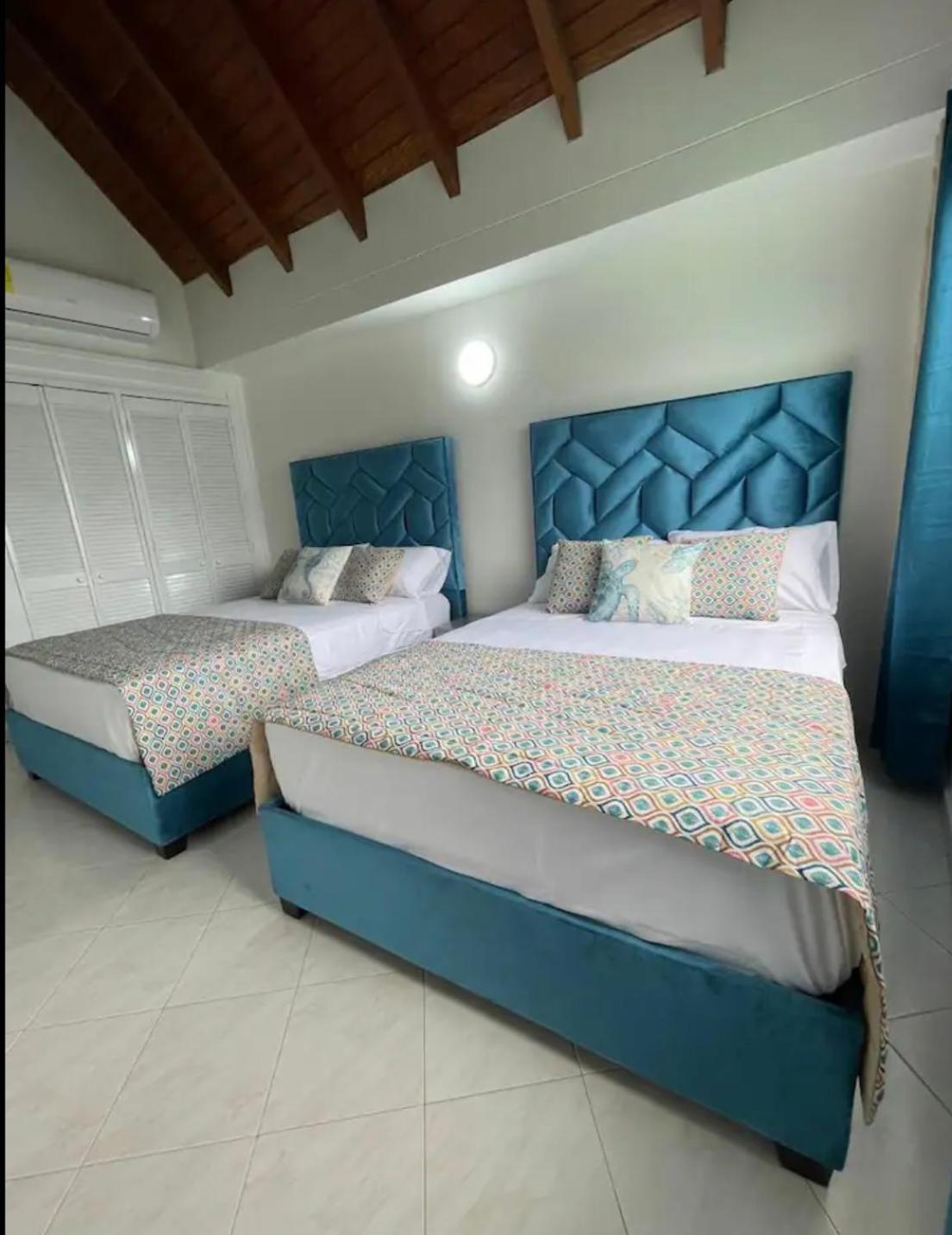 1 Cuadra De la playa Apartamentos Villa del Mar by Top