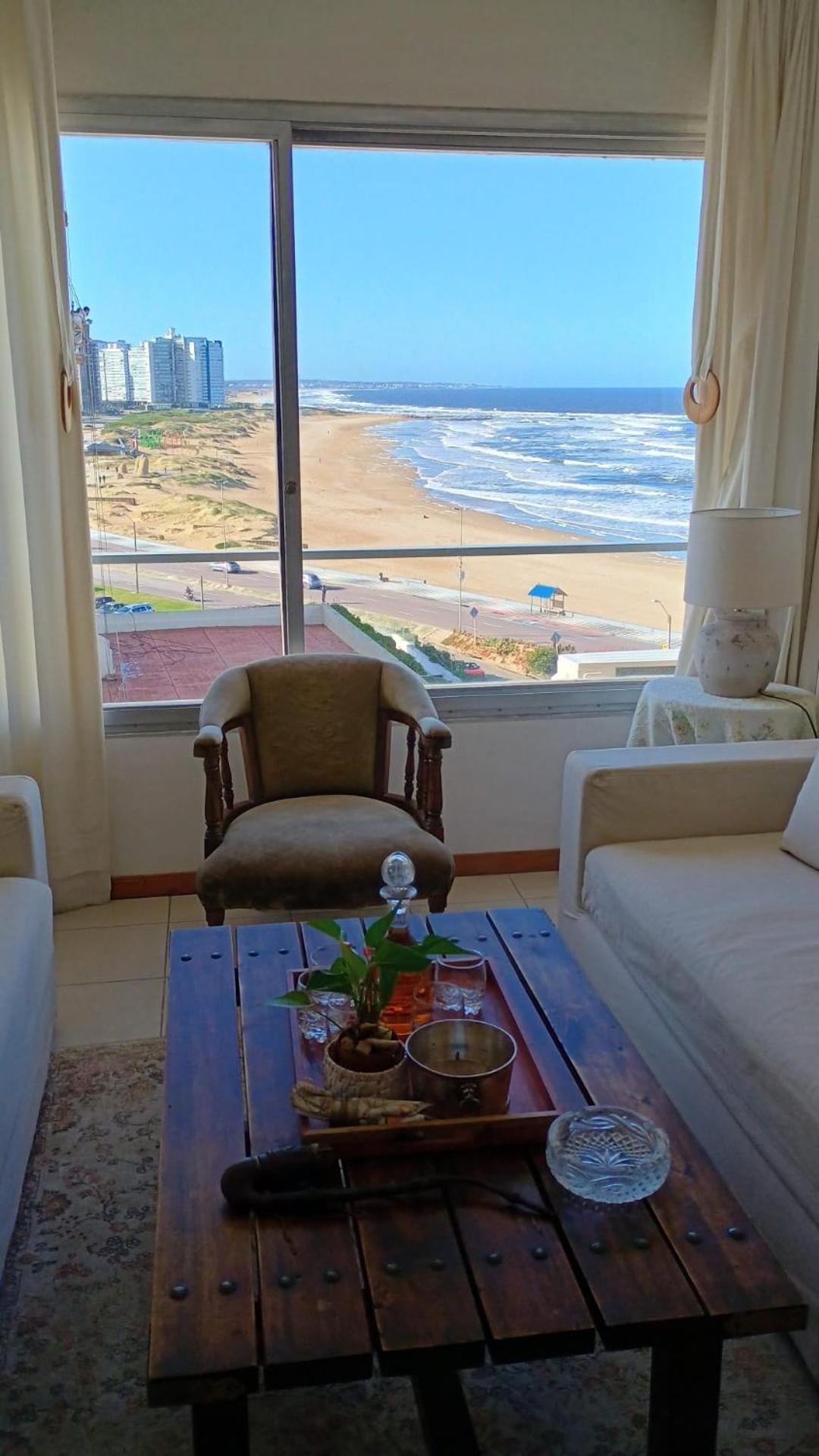 Flat with views to the beach view 5