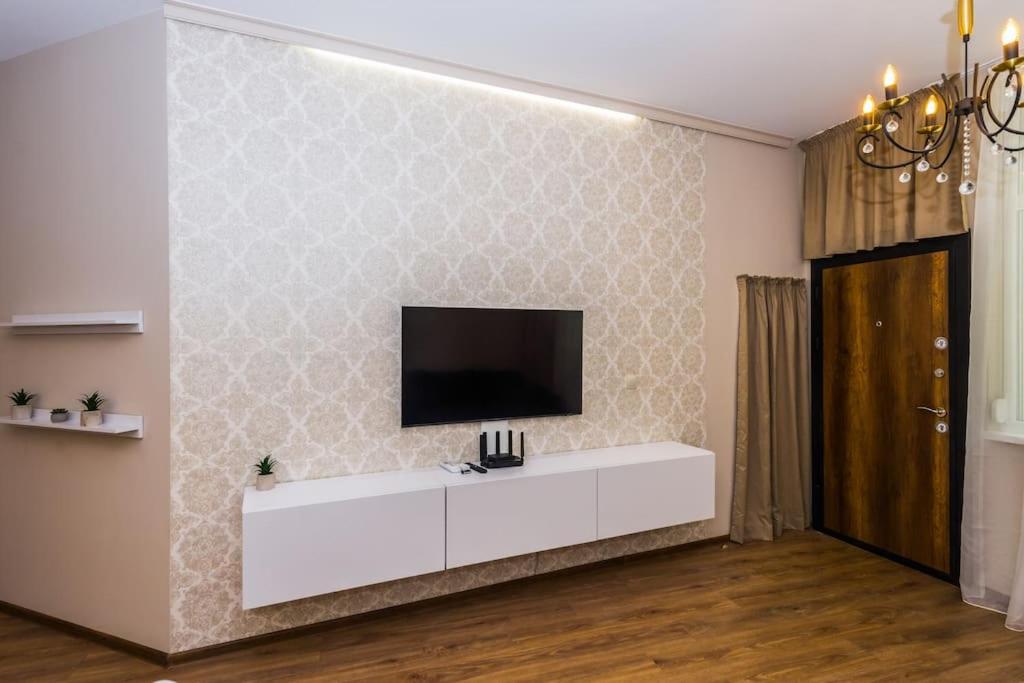 Flora Apartment