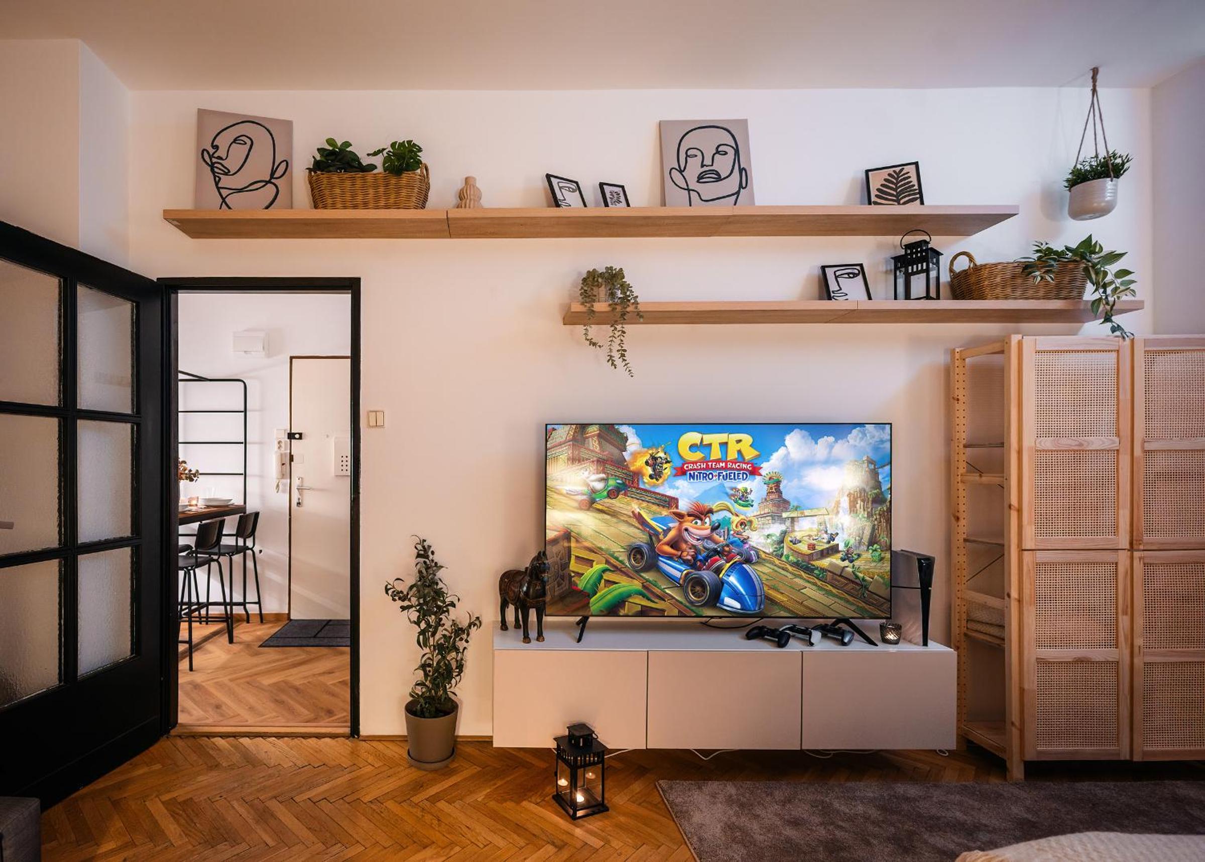 2BR 1,5Bath Chic City Suite near Wenceslas Square