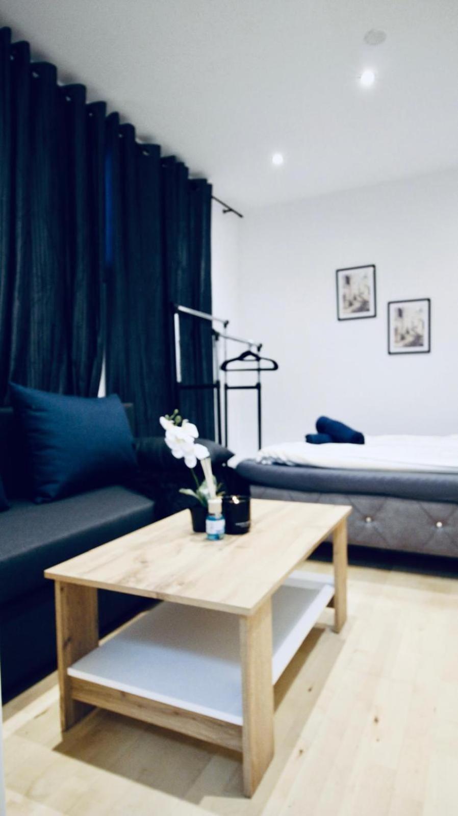 6 min to Amusement Park - Economy Rooms in Shared Apartment
