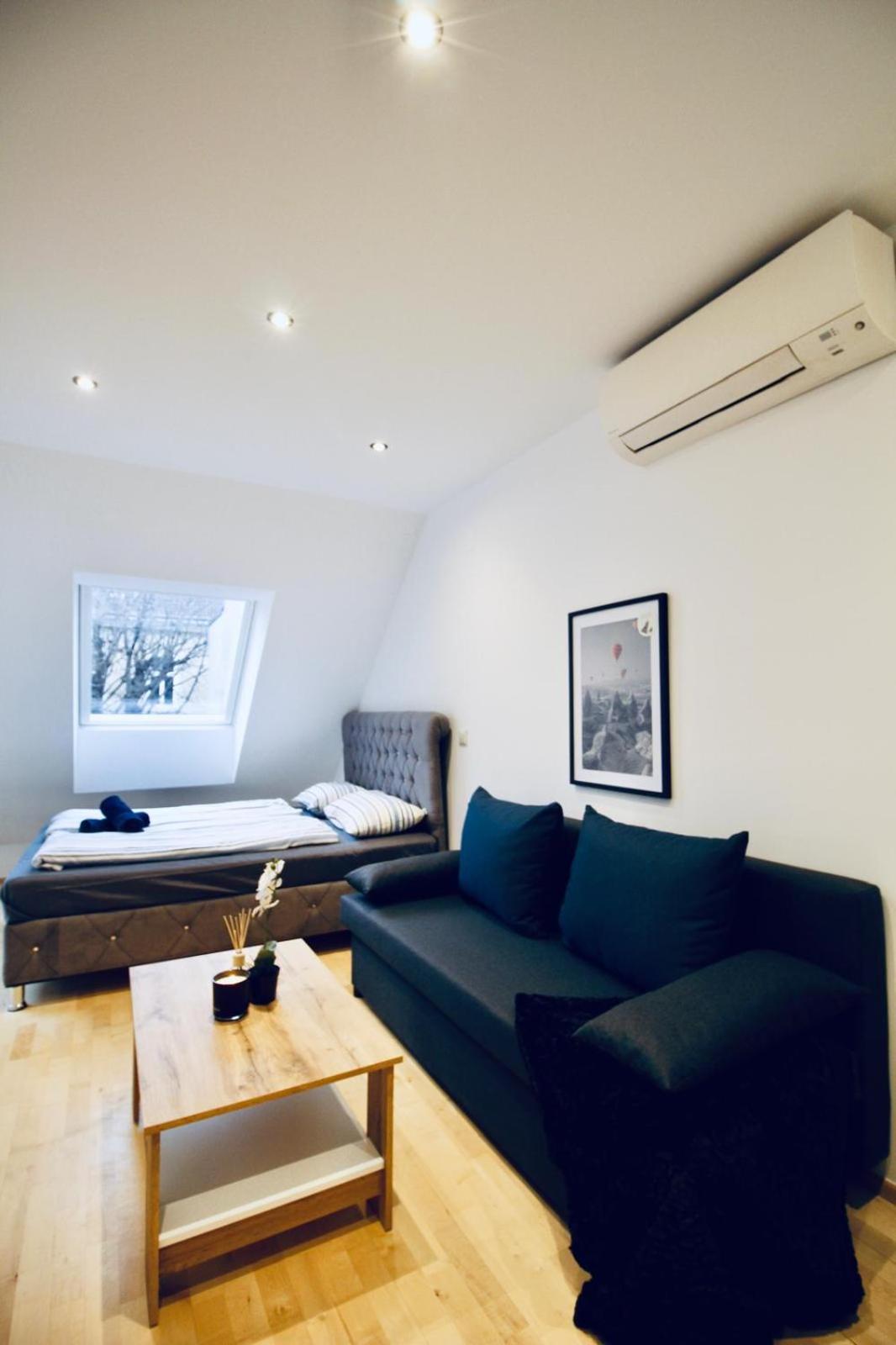6 min to Amusement Park - Economy Rooms in Shared Apartment