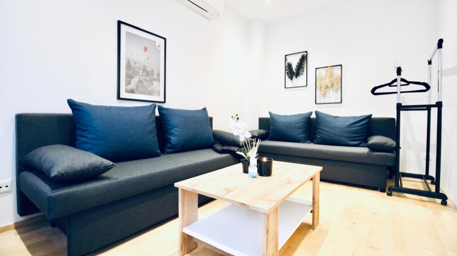6 min to Amusement Park - Economy Rooms in Shared Apartment
