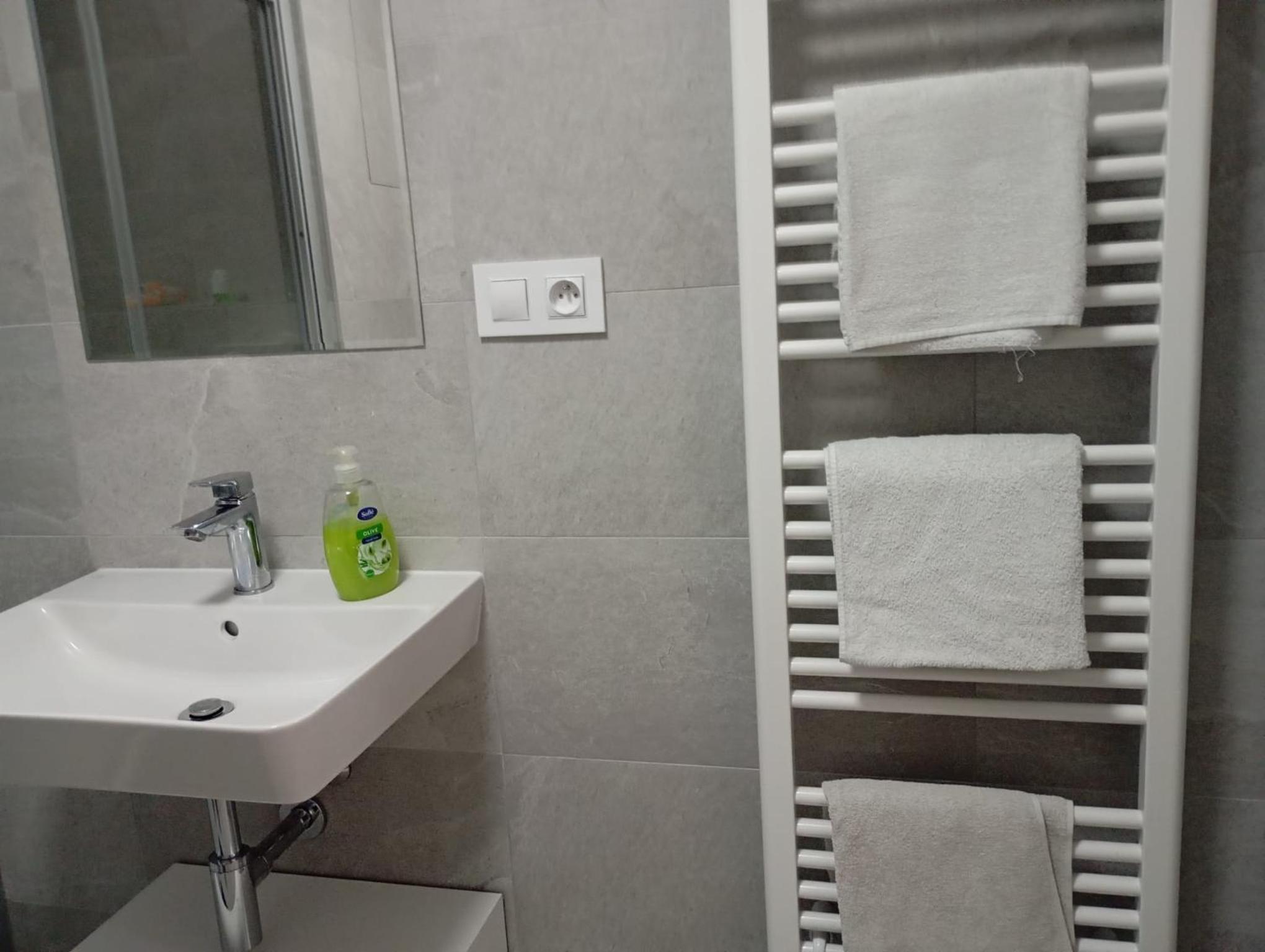 Nový apartmán s terasou, soukromé parkování