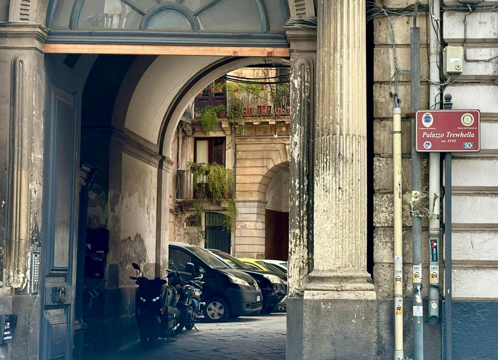 Trewhella Home, Centro Storico, Duomo view 4