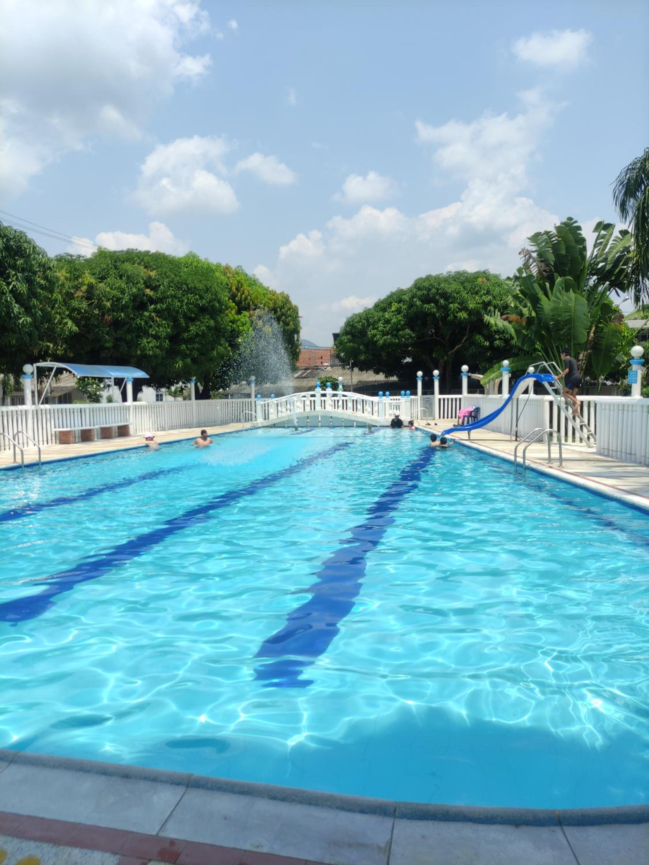 casa para descansar y vacacionar - PAOLA