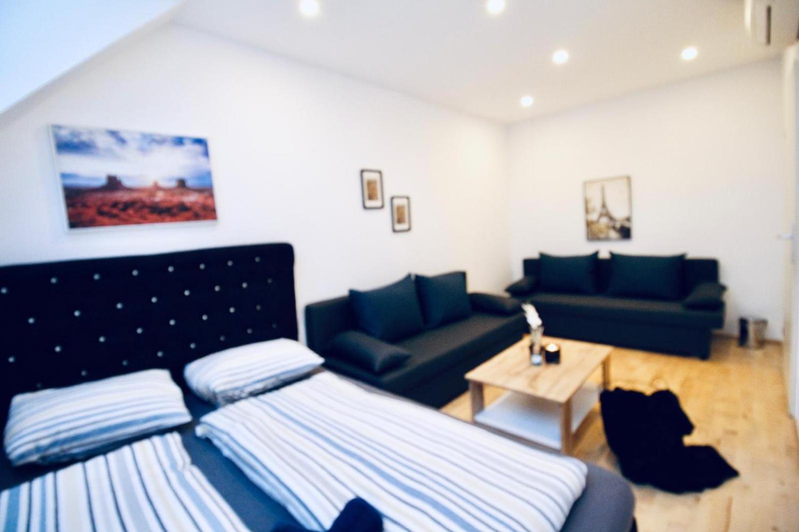 6 min to Amusement Park - Economy Rooms in Shared Apartment