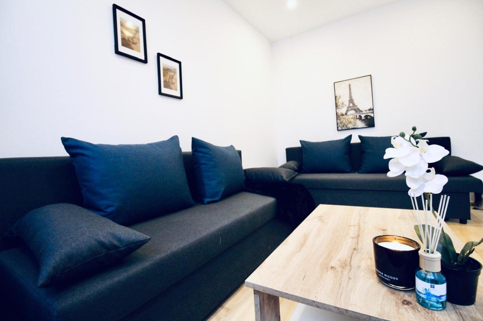6 min to Amusement Park - Economy Rooms in Shared Apartment