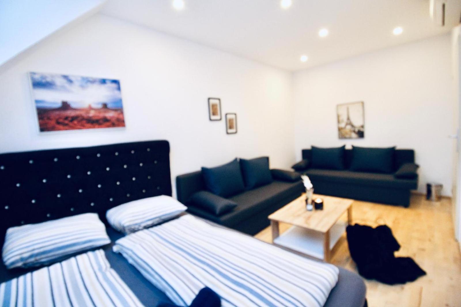6 min to Amusement Park - Economy Rooms in Shared Apartment