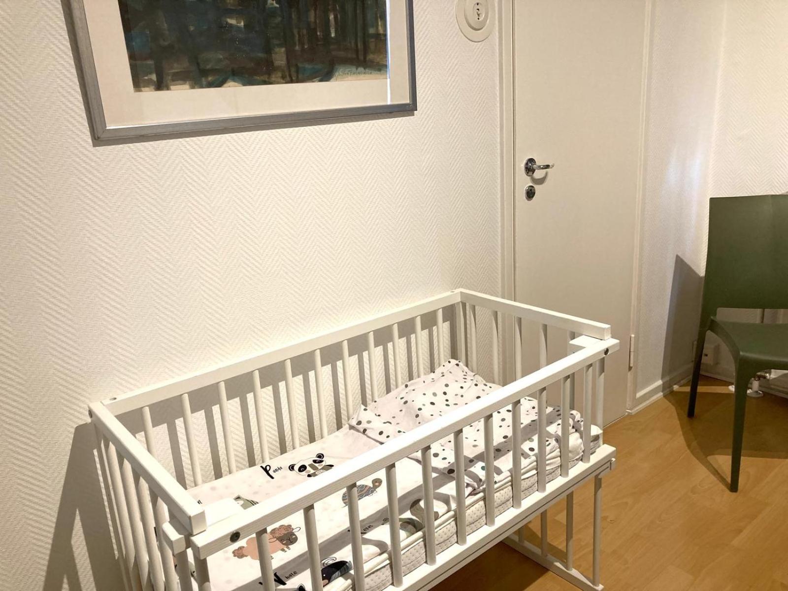 Huippukaksio parvekkeella Linnan lähellä