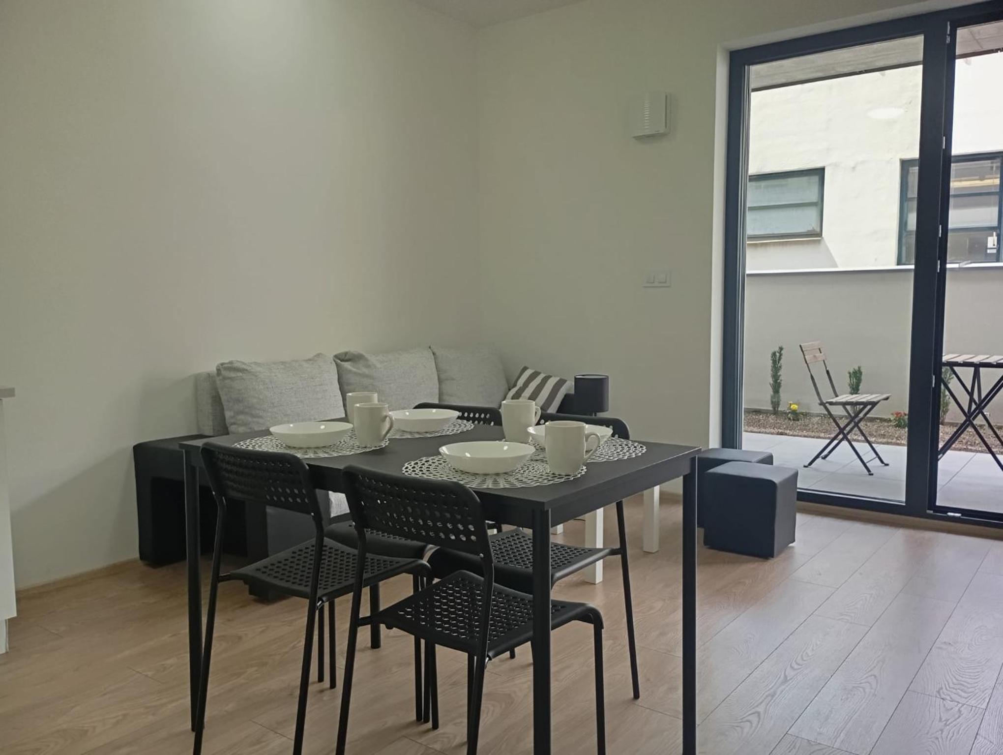 Nový apartmán s terasou, soukromé parkování