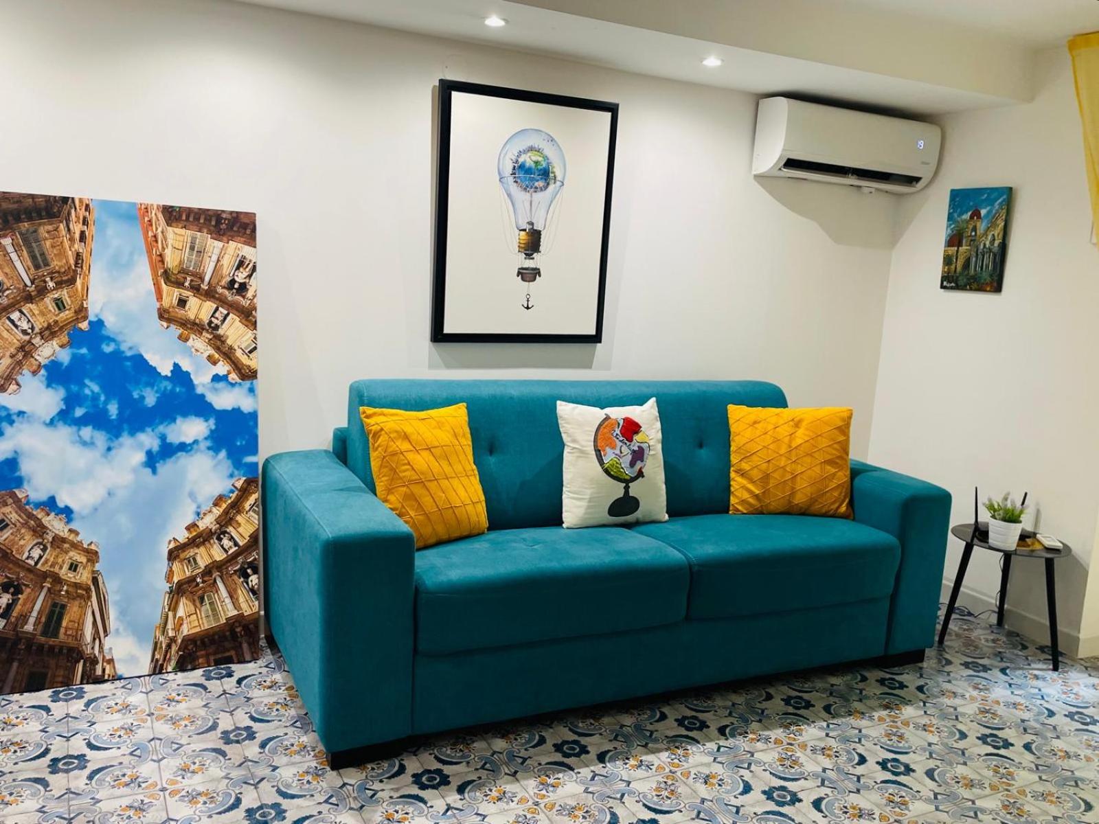 lounge