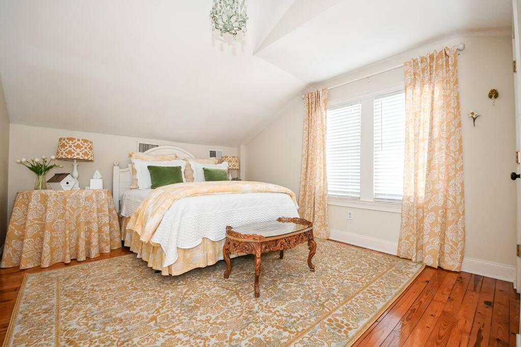 Sunflower Cottage