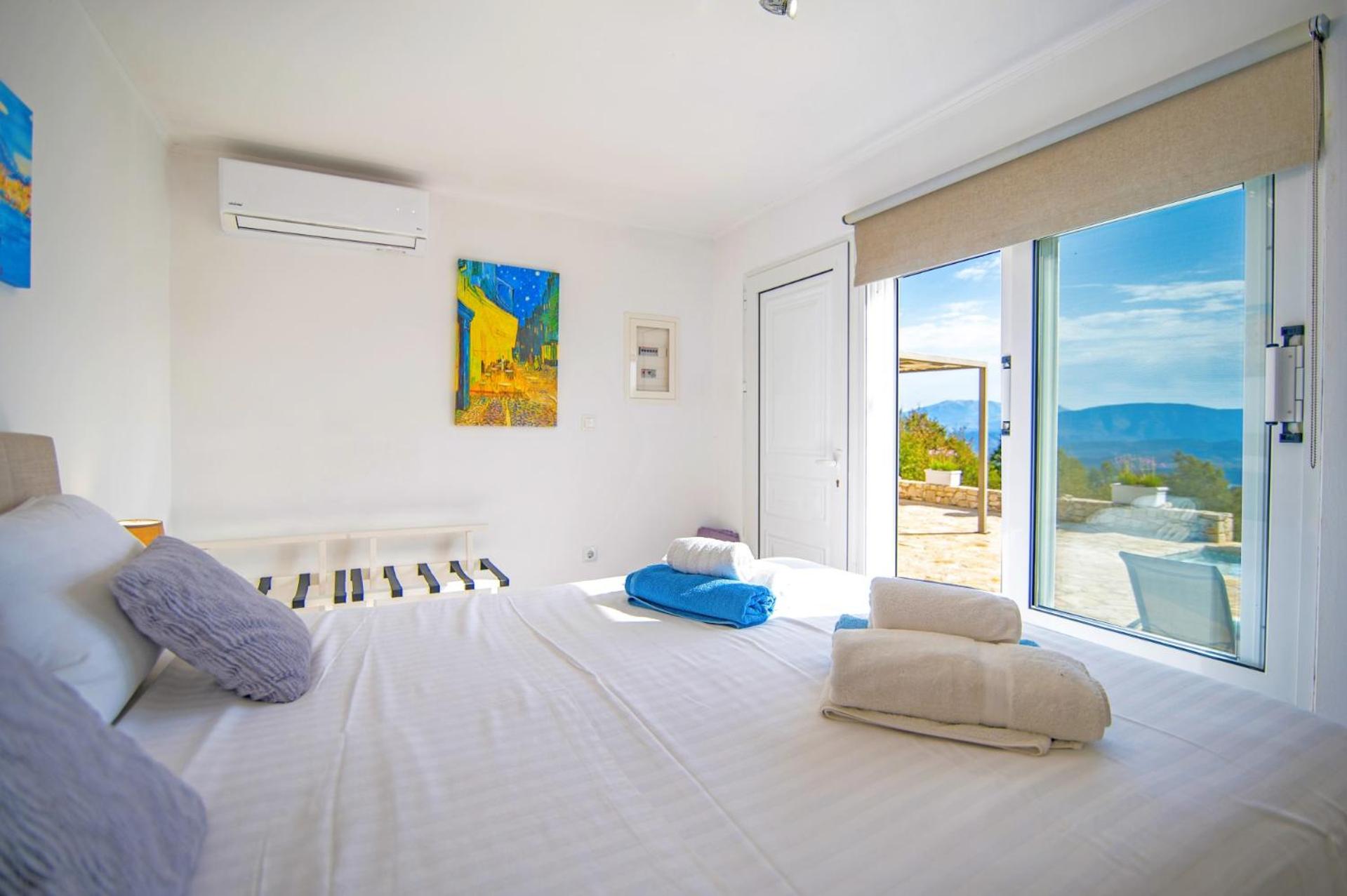 Villa Venetia by Villa Plus view 4