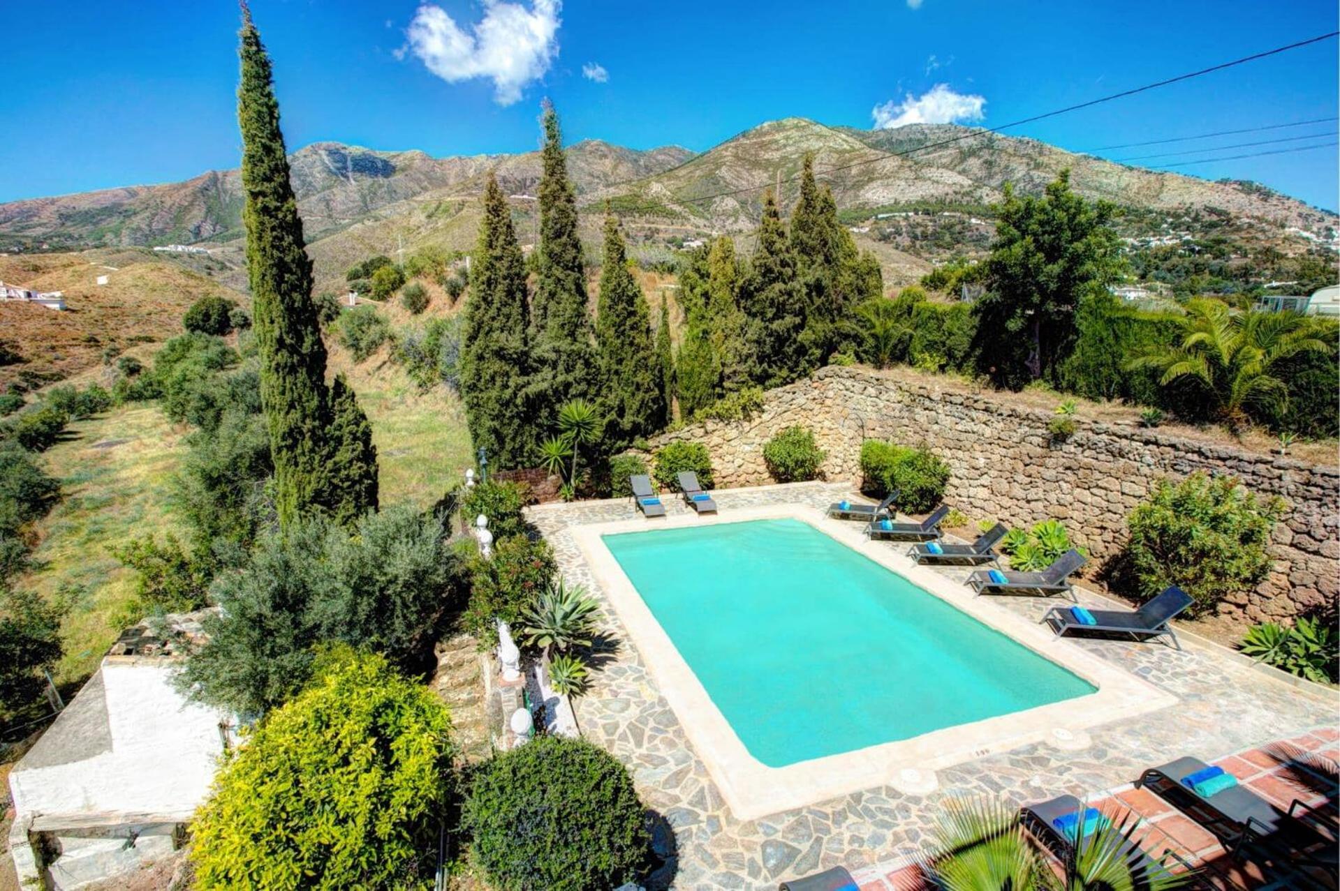Villa Alqueria by Villa Plus