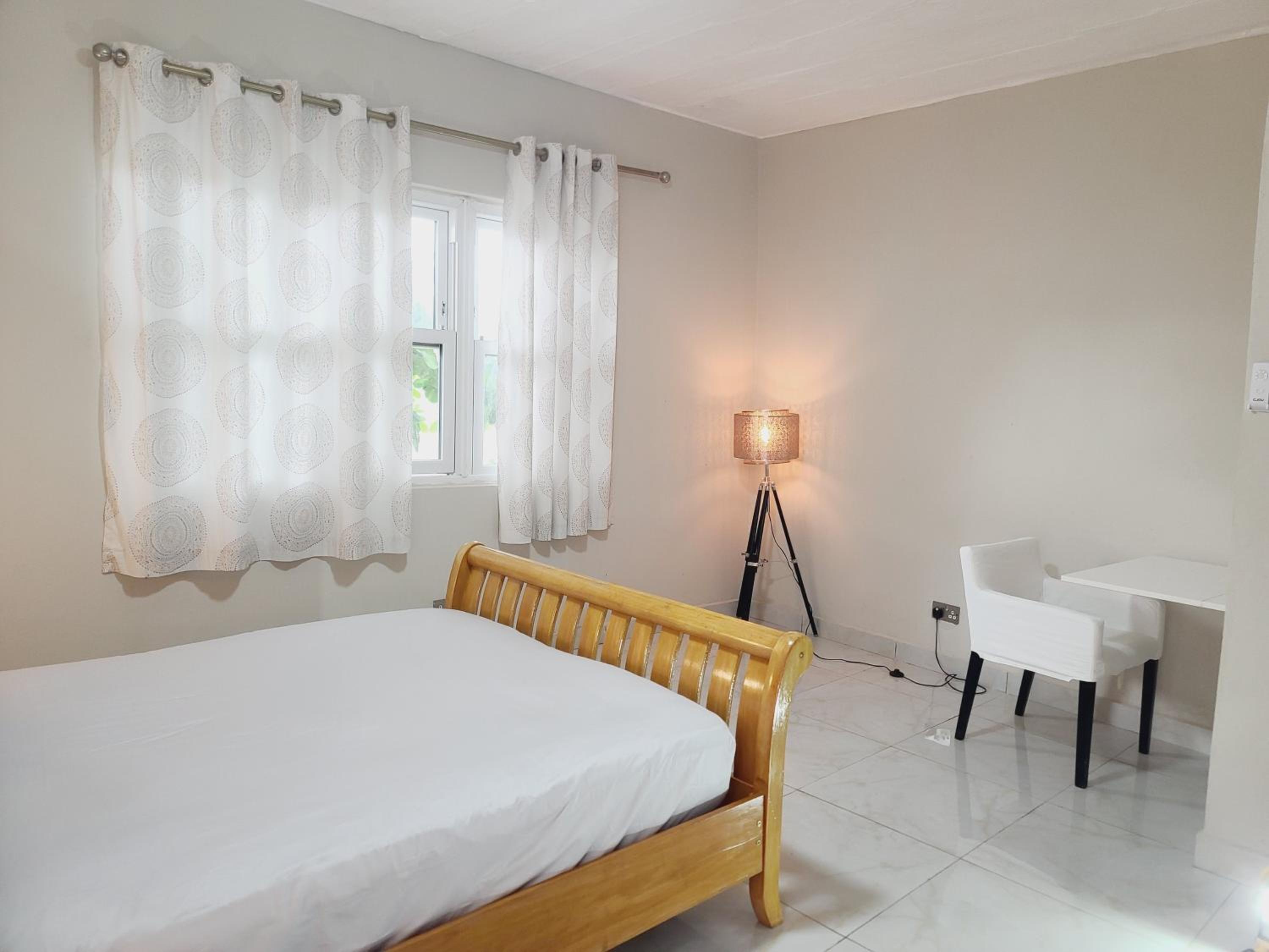 Scenic Mountain View House Sleeps6-Bbq-Balcony view 3