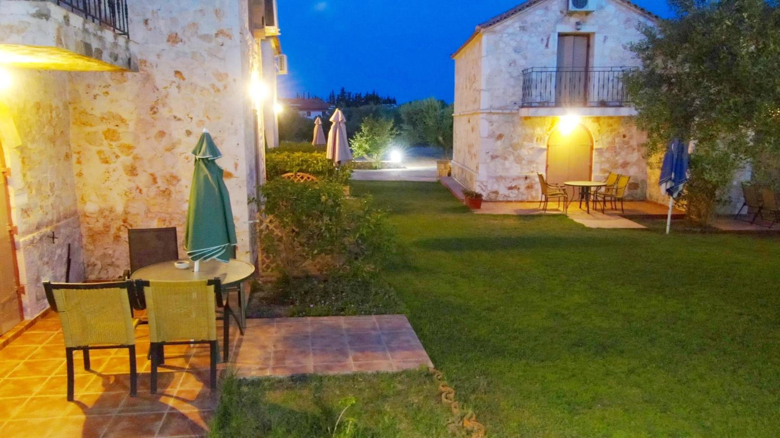 Spasmata Village - Seaside Stone Maisonette Spacious & Quiet Only Adults