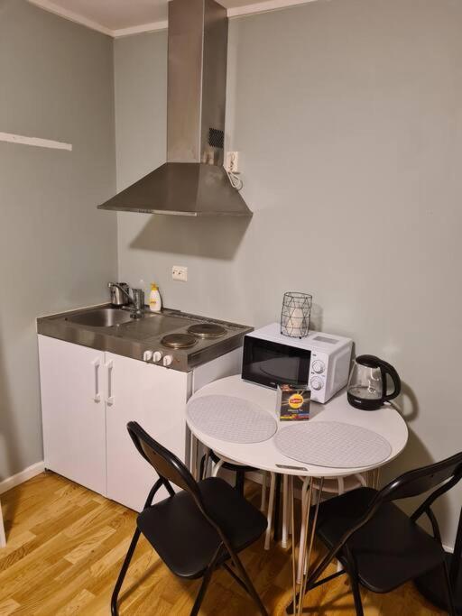 Small studio appartment view 5
