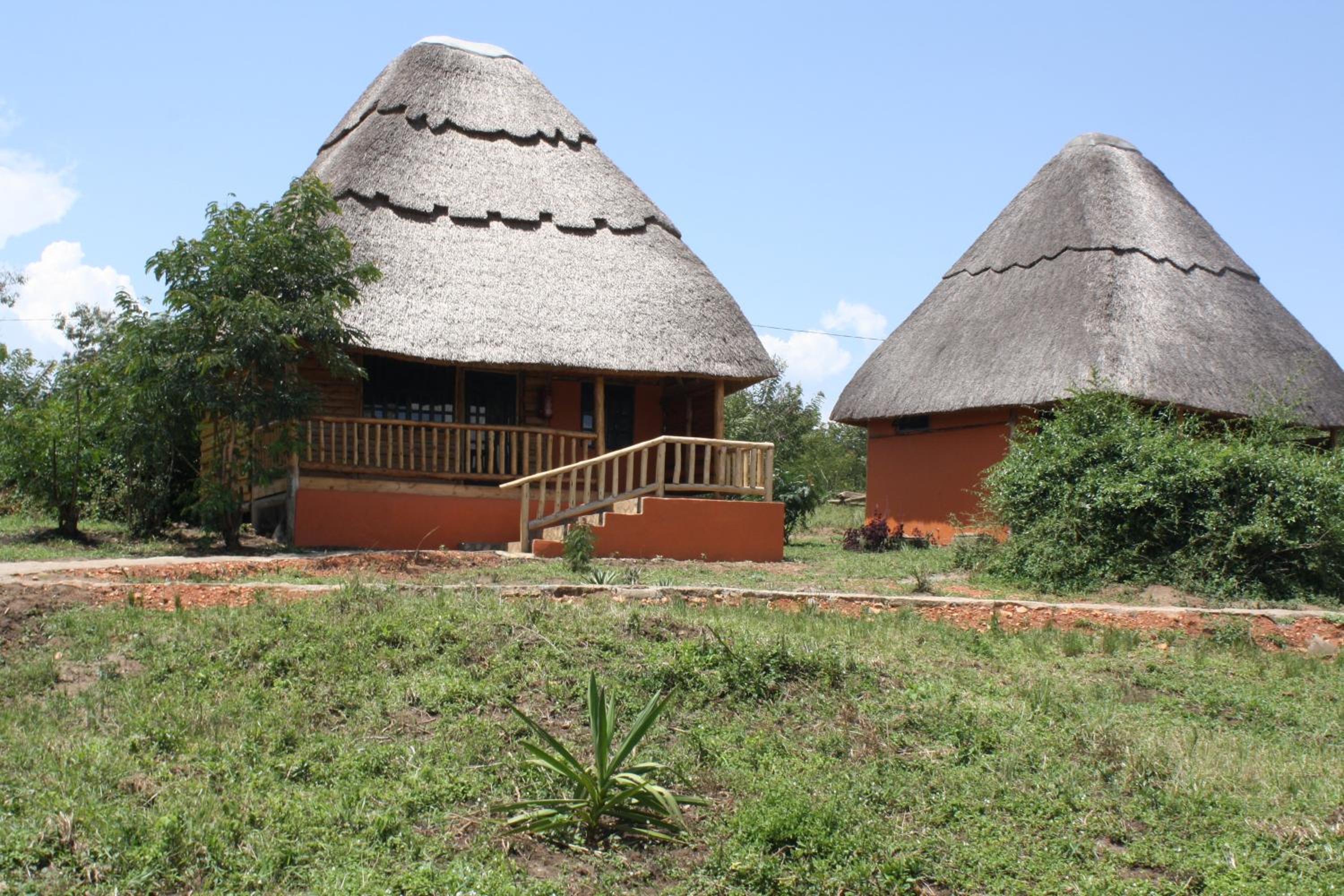 Bulbul safaris Lodge